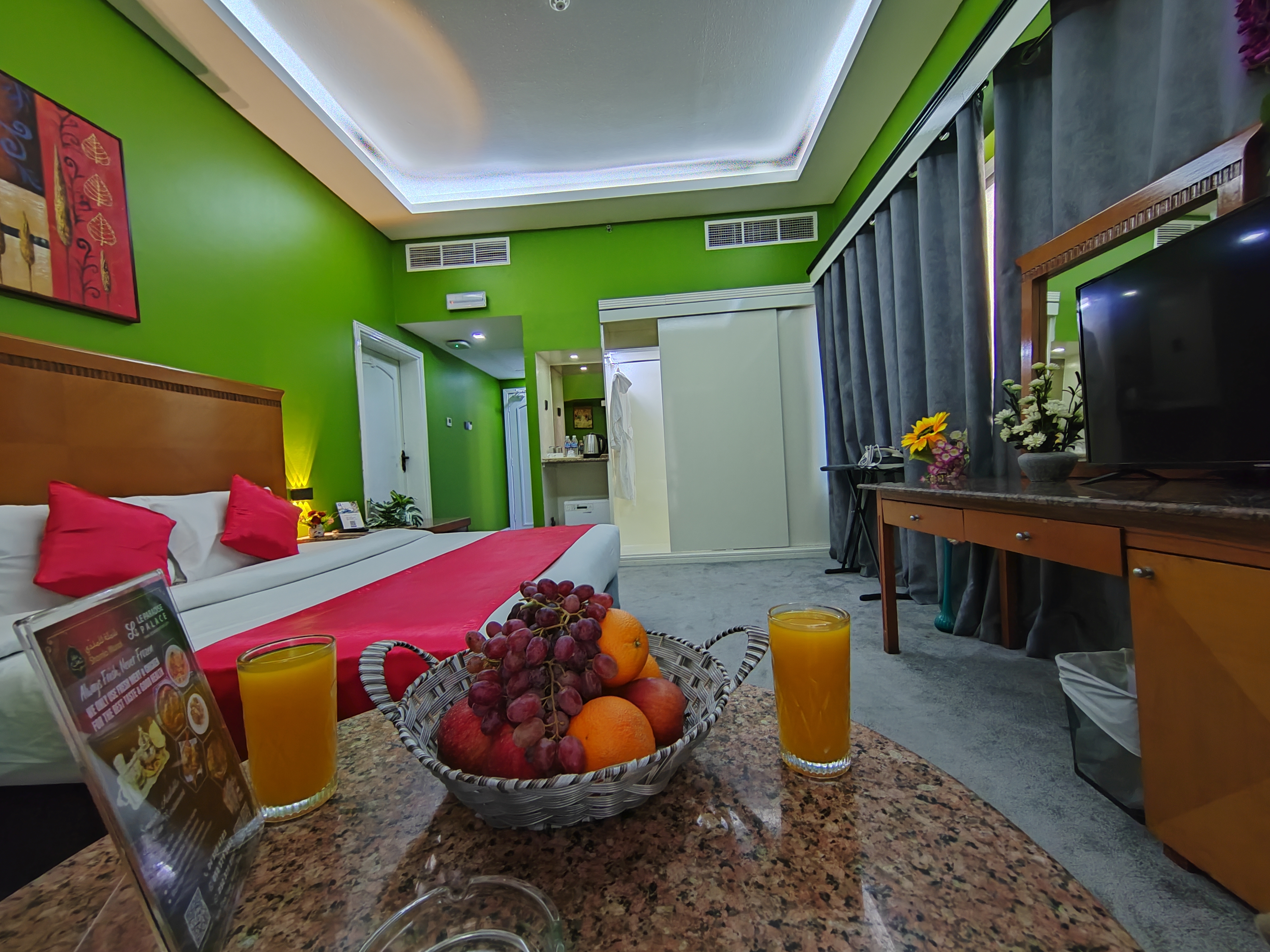 Double or Twin Deluxe King Bed