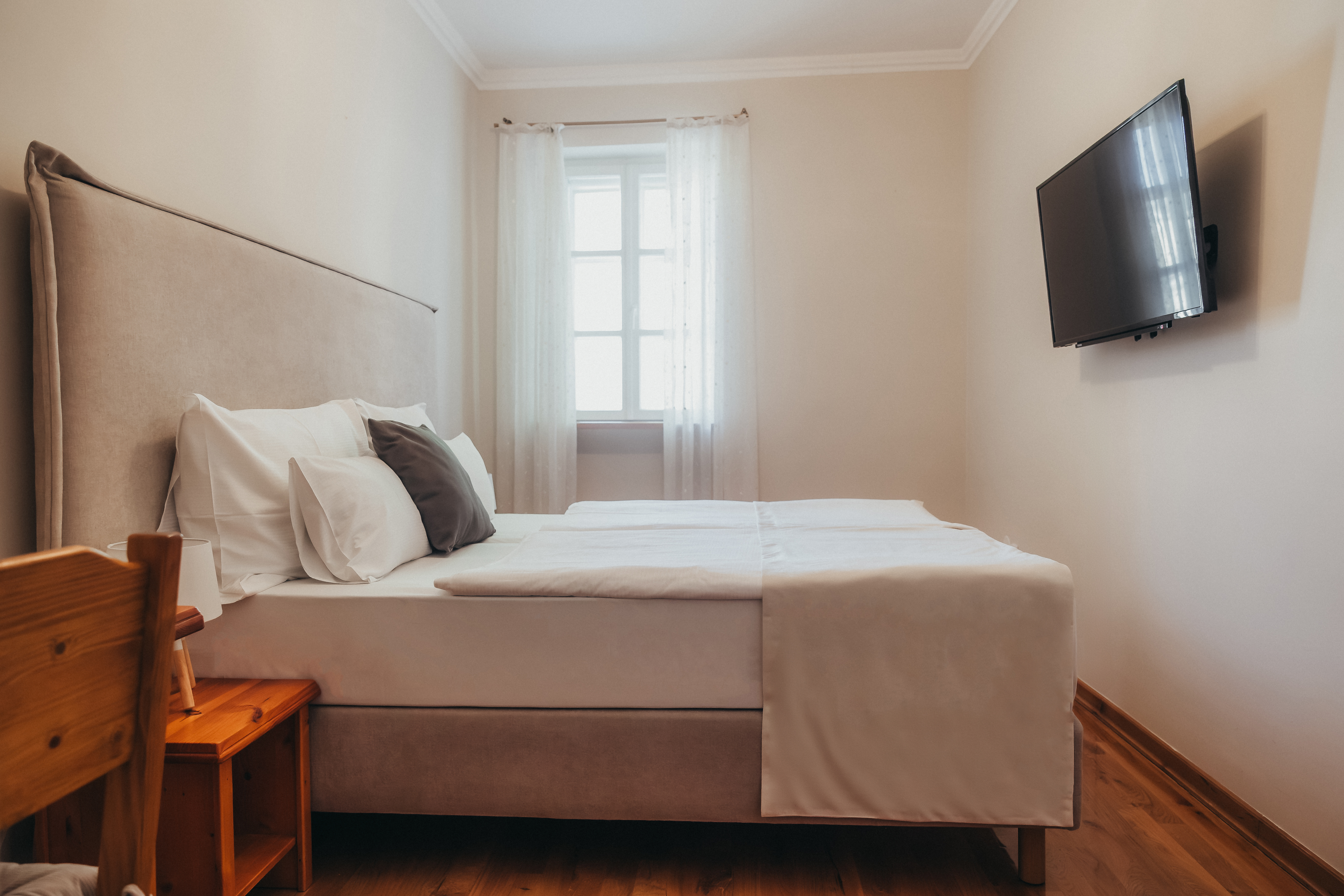 Double or Twin Standard