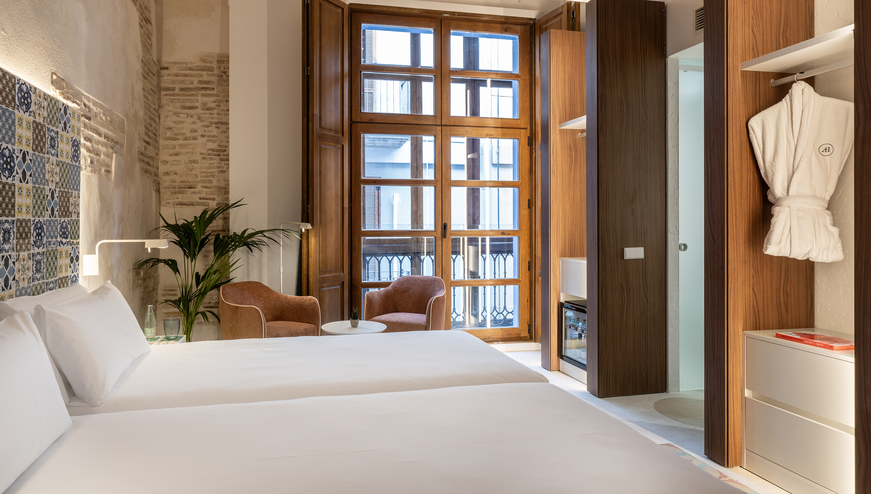 Double Single Premium