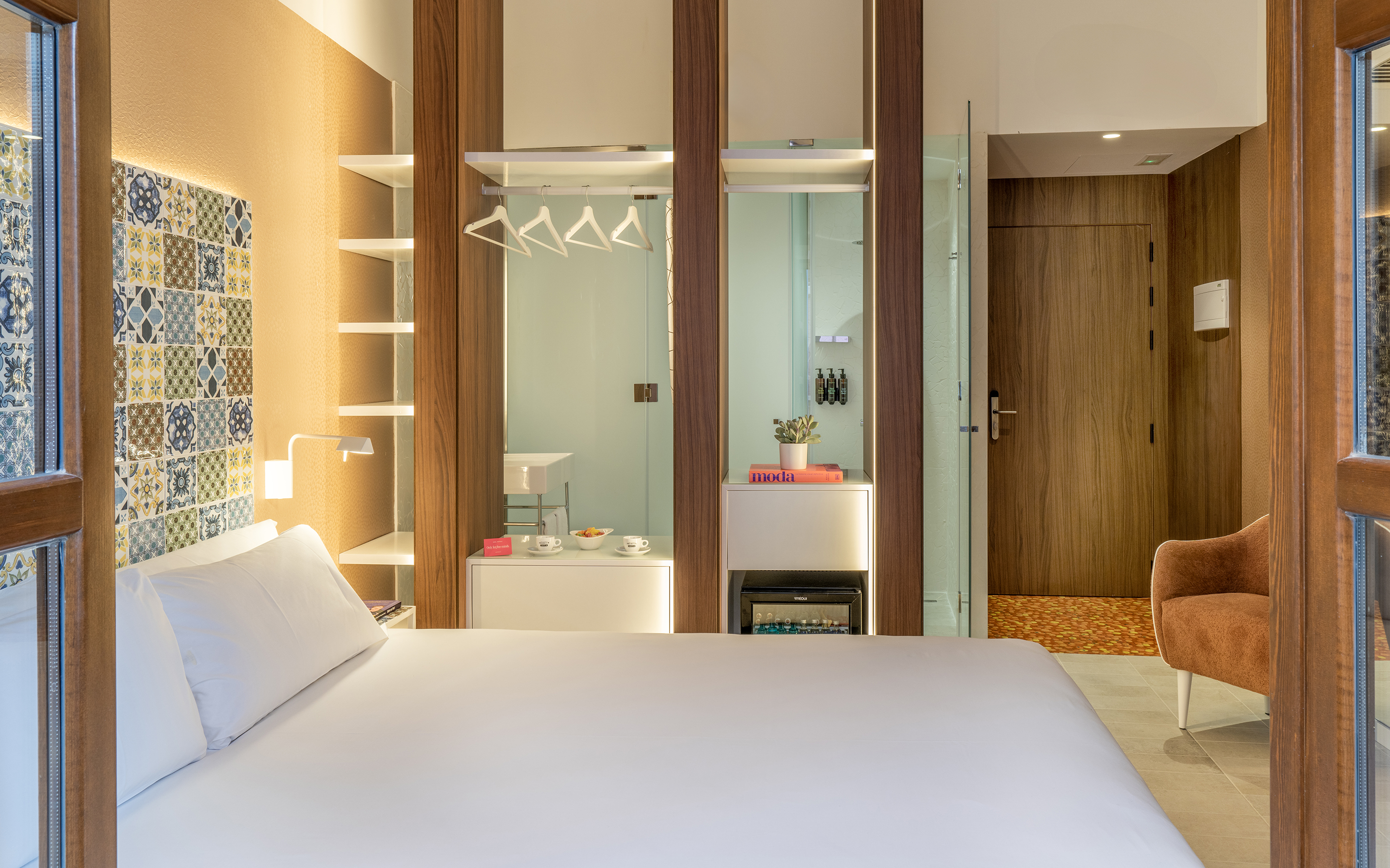 Double or Twin Standard