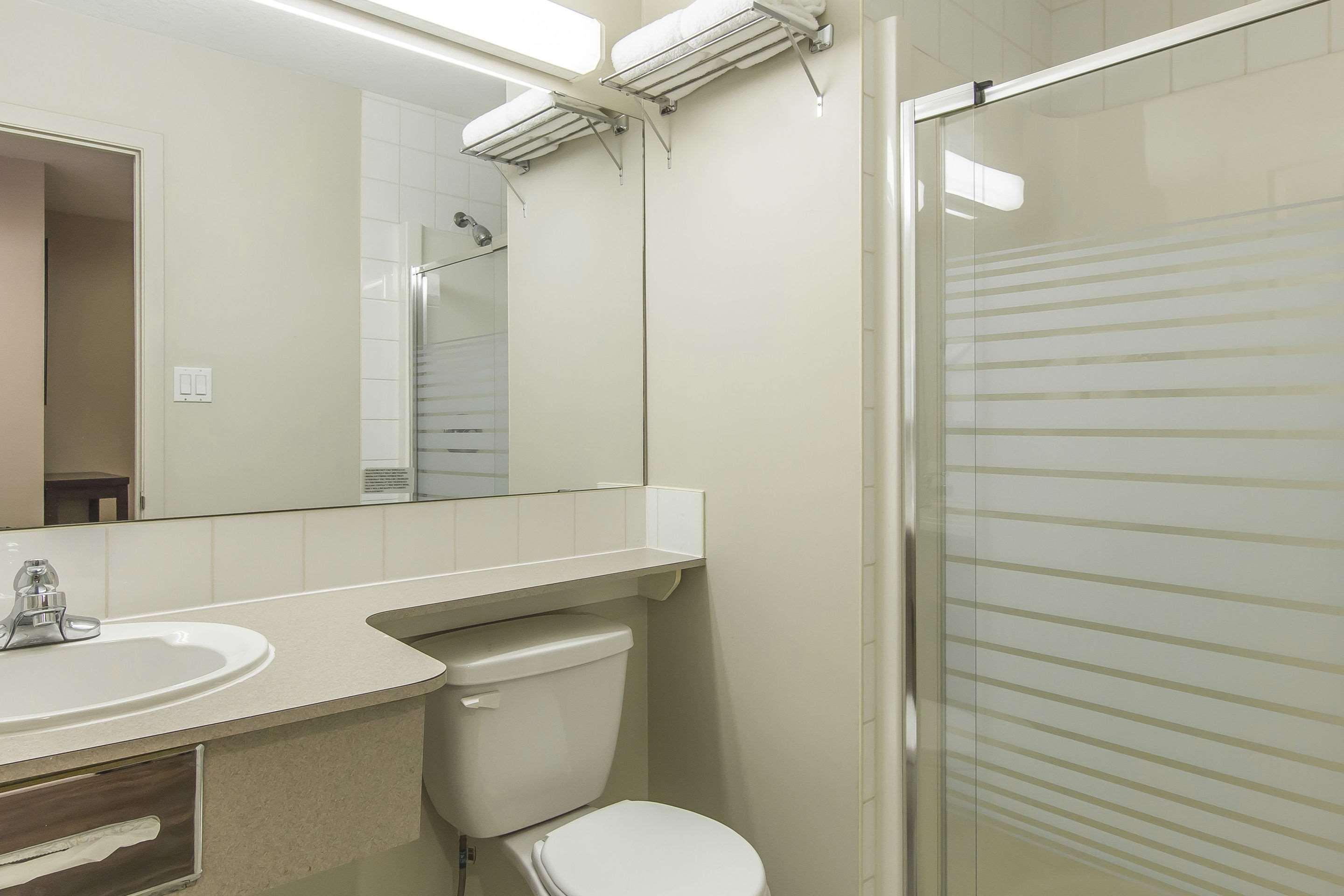 Double King Bed Non Smoking