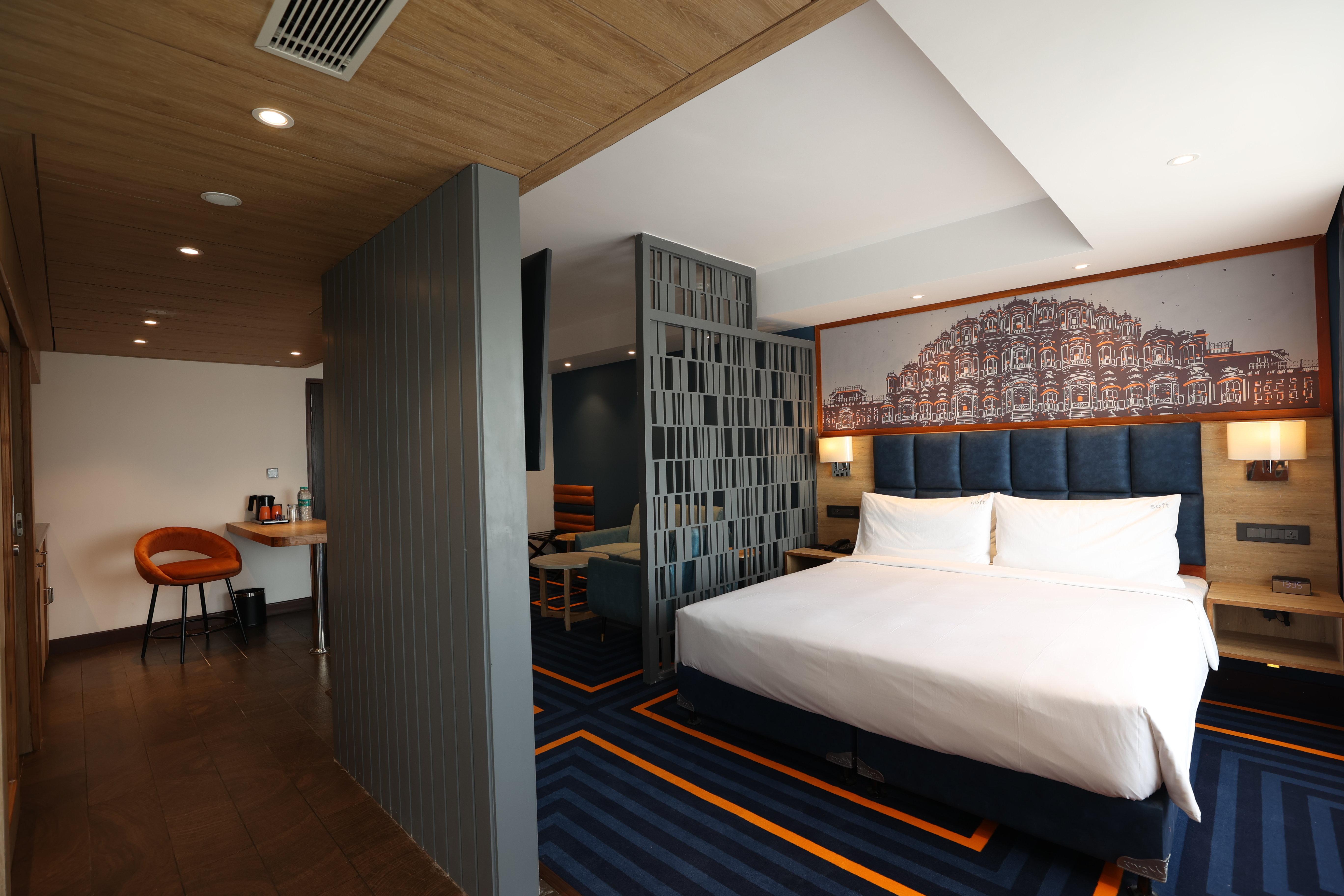 Suite with Kitchenette