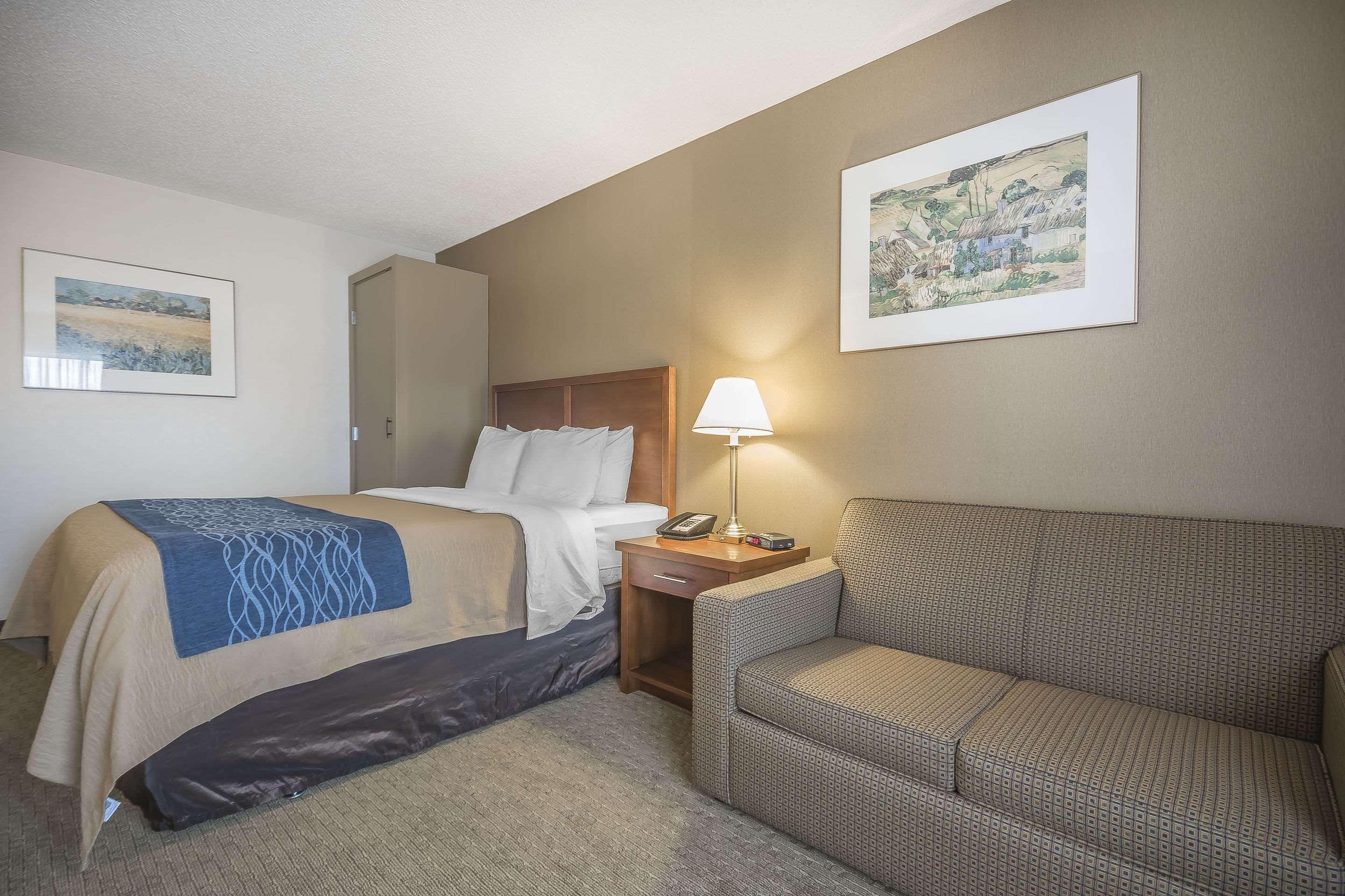 Double Queen Size Bed