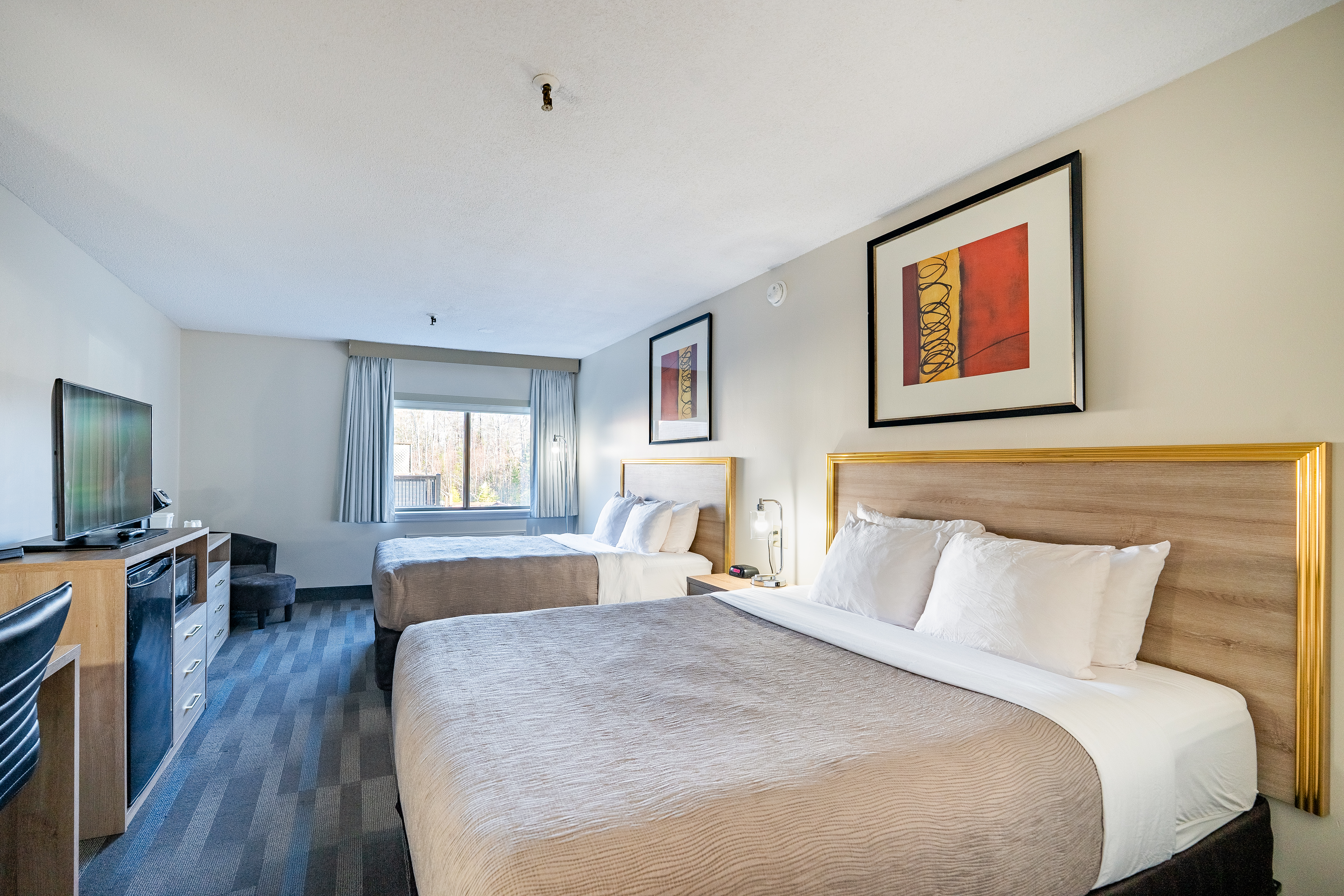 Double Two Queen Beds Non Smoking