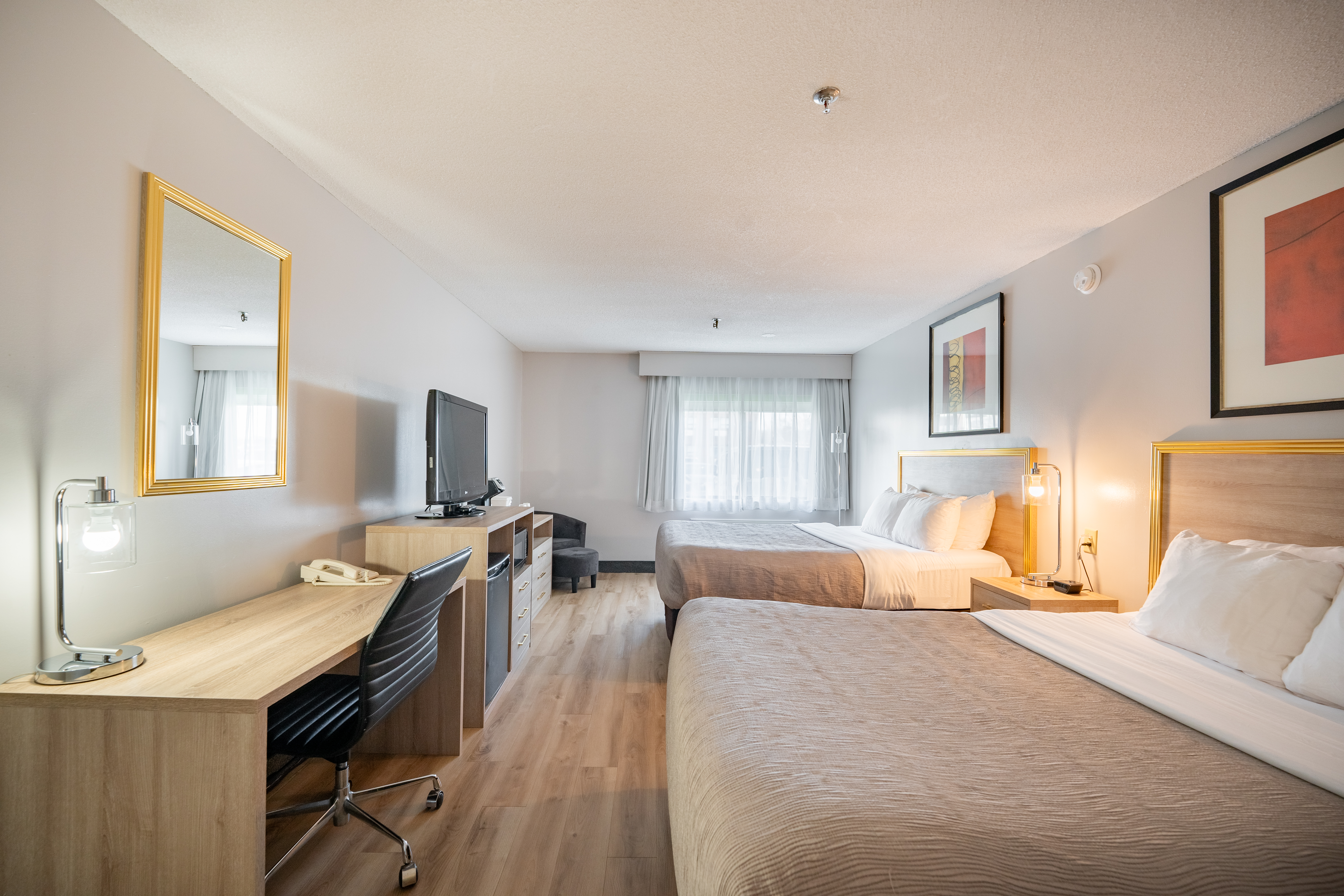 Double Two Queen Beds Non Smoking