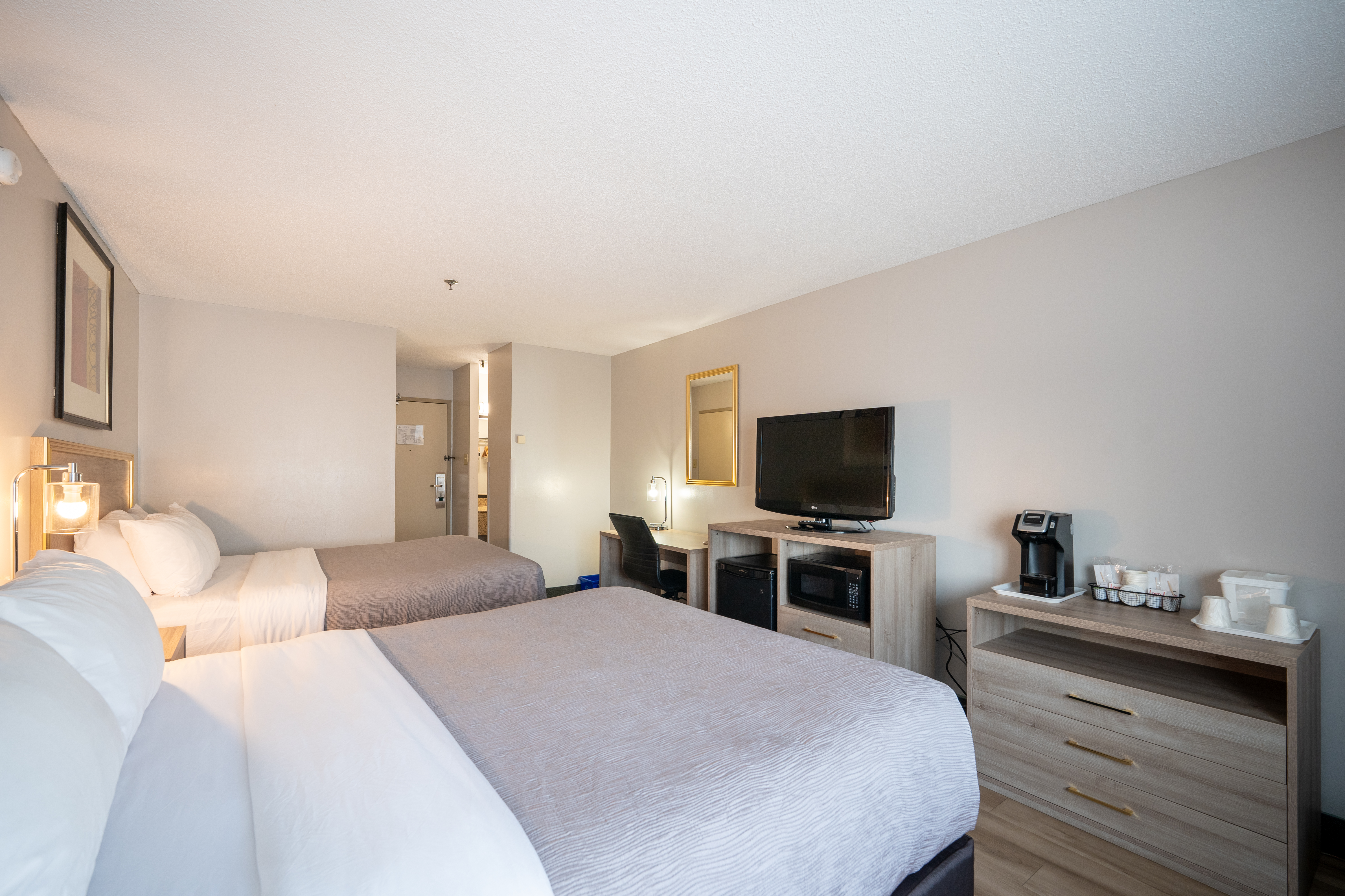 Double Two Queen Beds Non Smoking