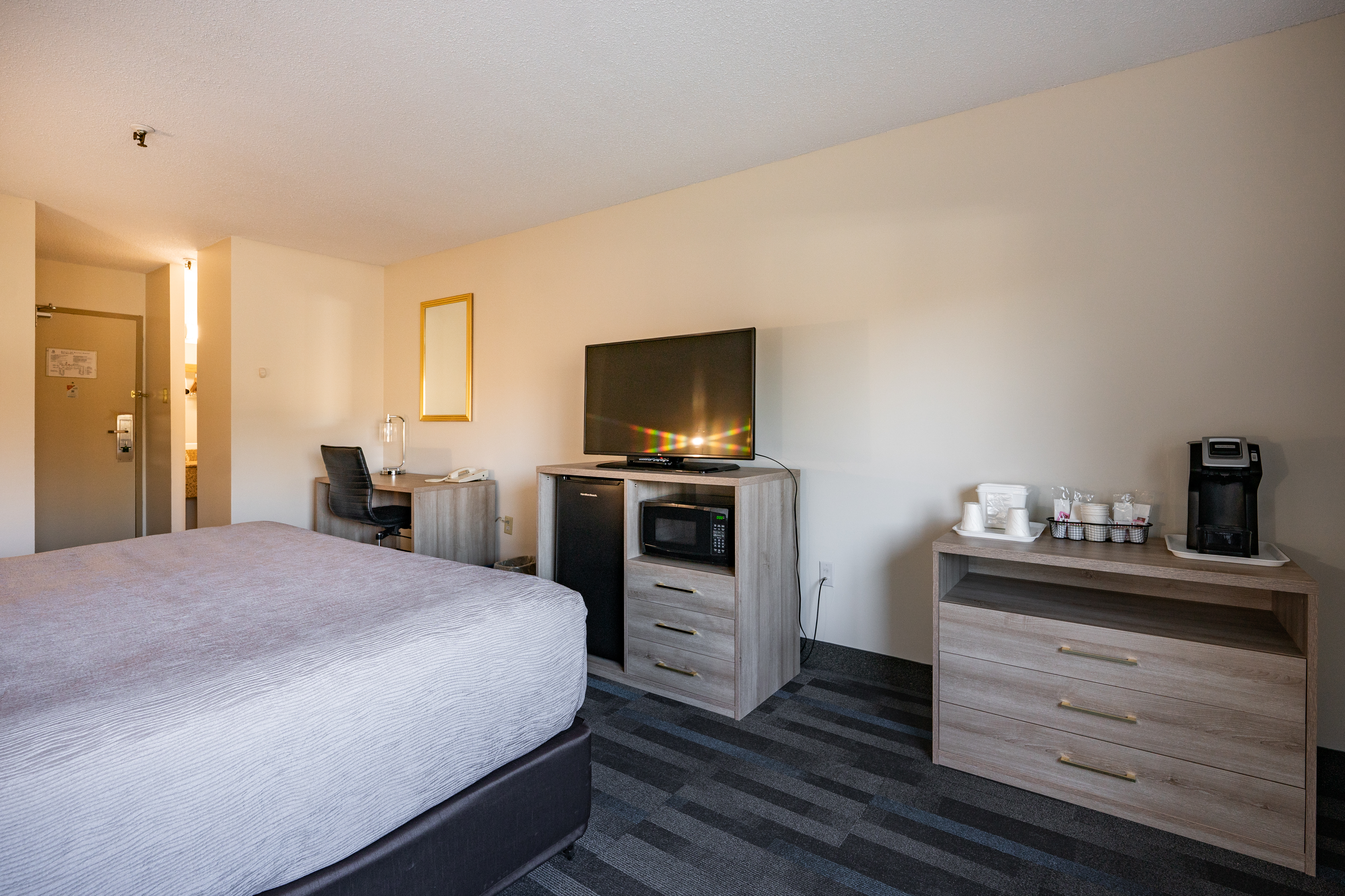 Double Queen Bed Non Smoking