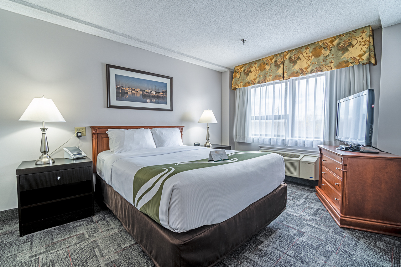 Double Queen Size Bed