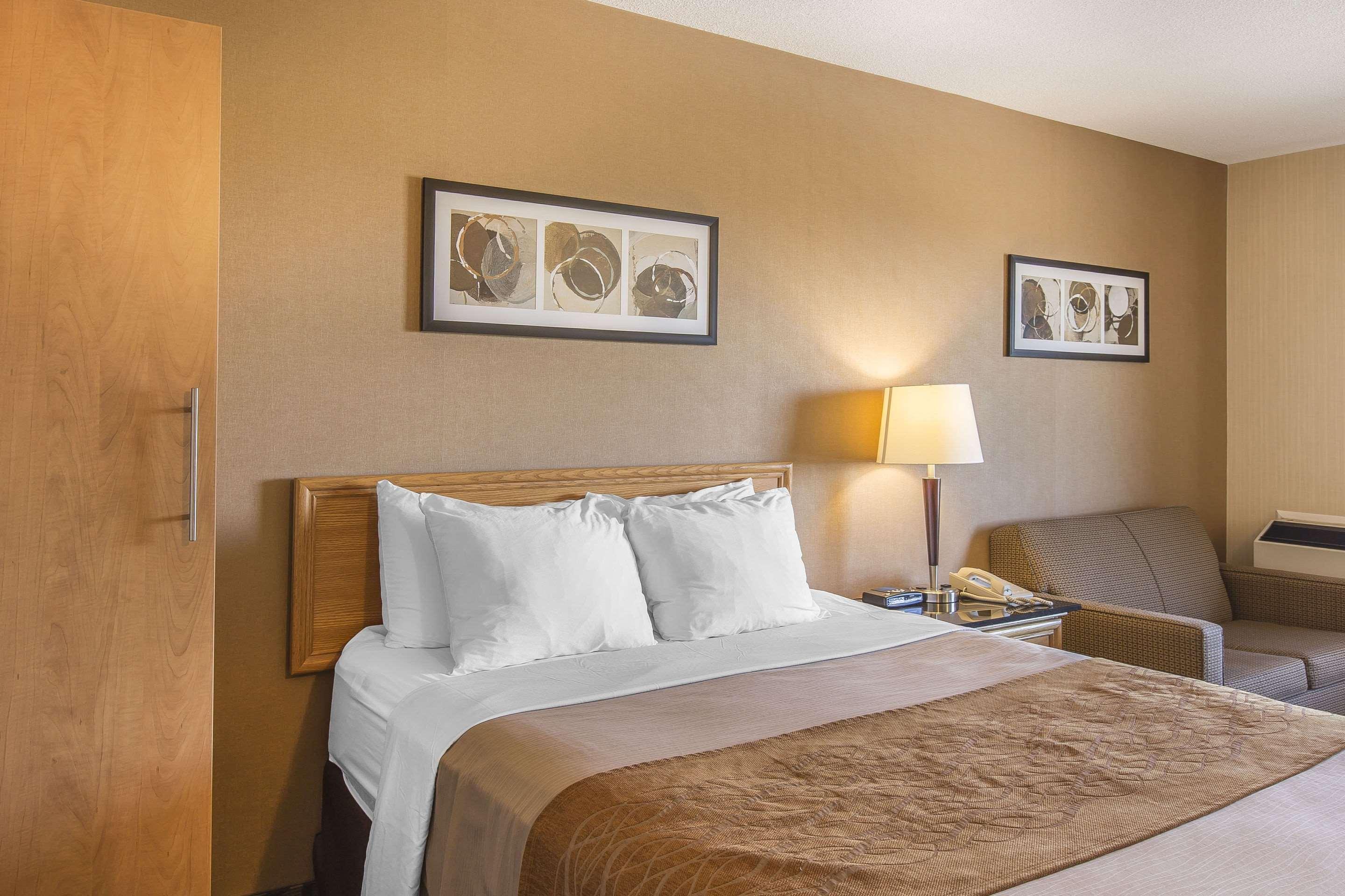 Double Queen Bed Non Smoking