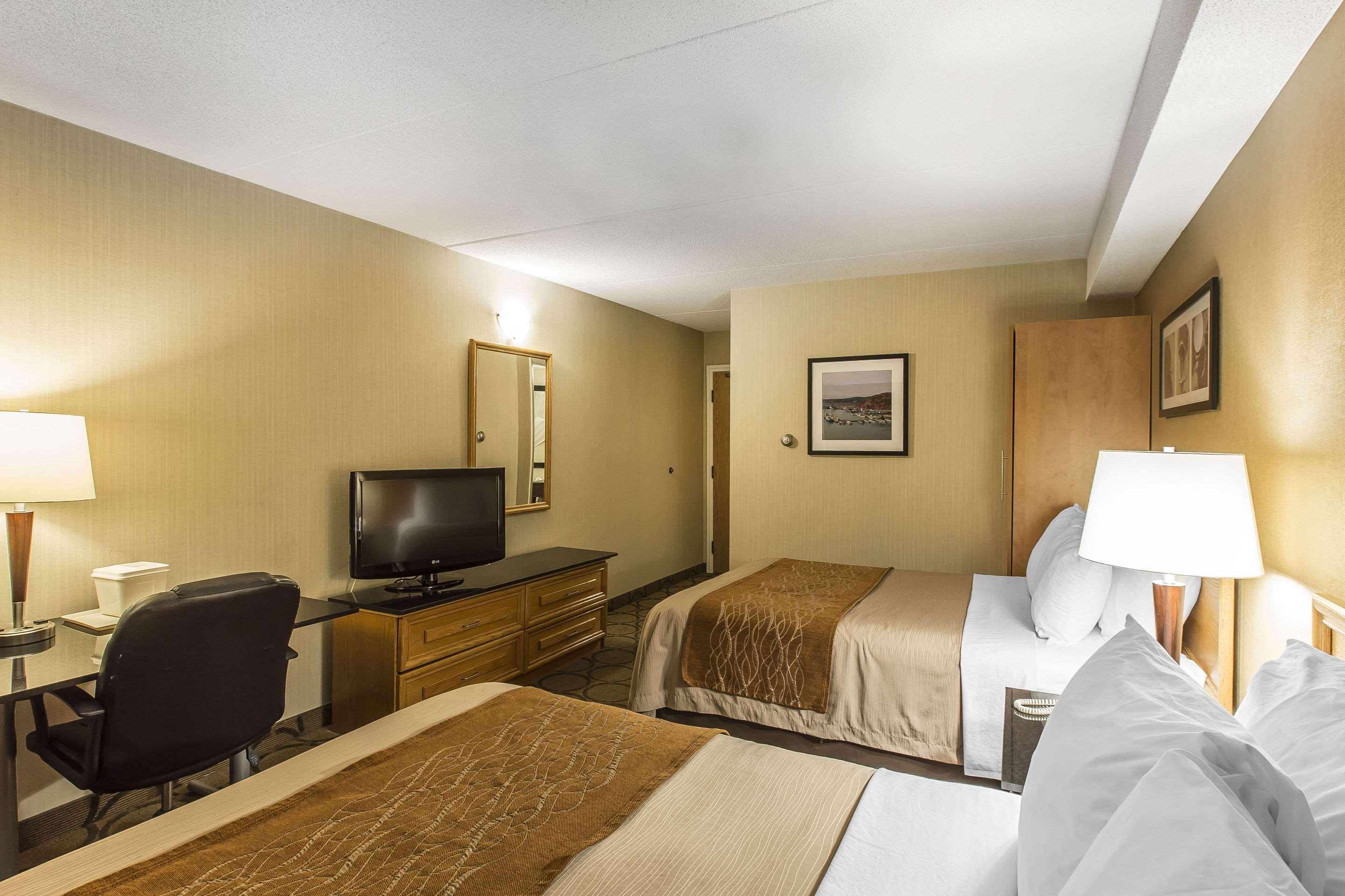 Double Two Double Beds Non Smoking