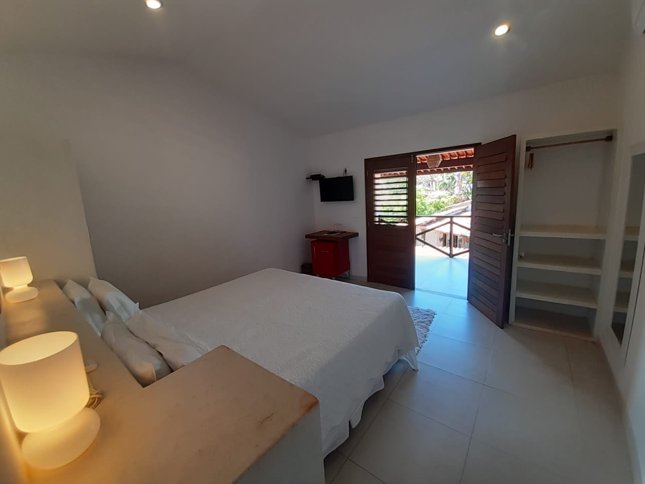 Suite Classic King Bed