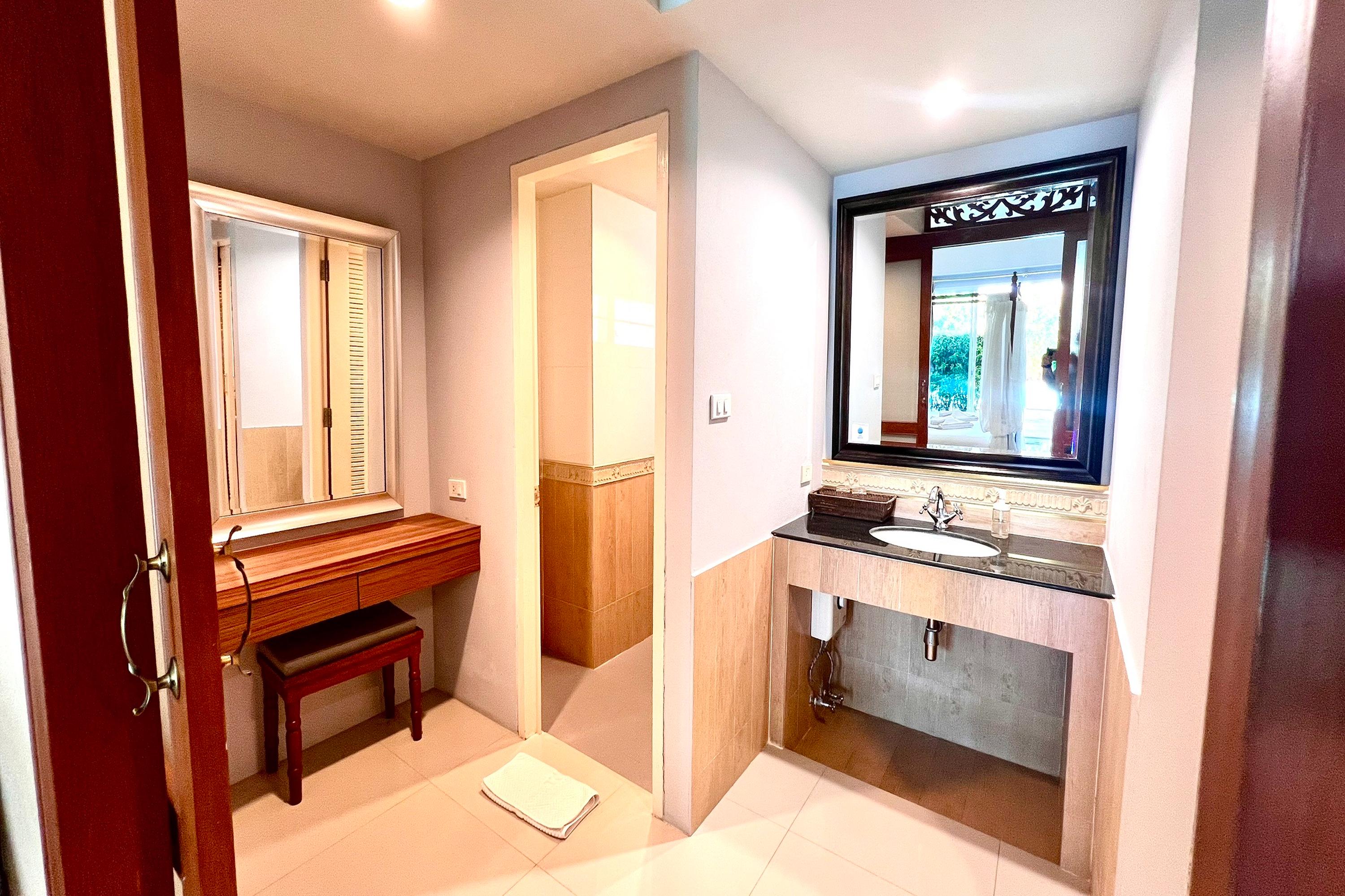 Double King Size Bed