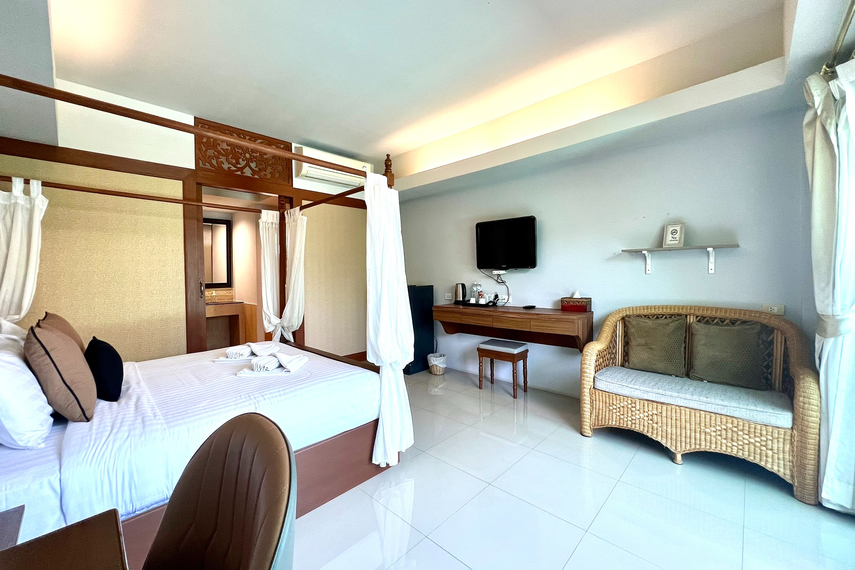 Double King Size Bed