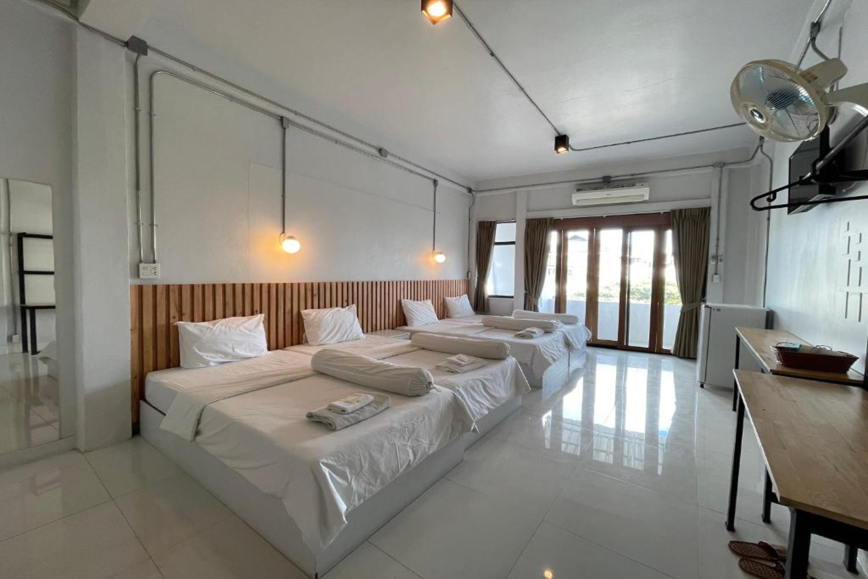 Quadruple with Balcony