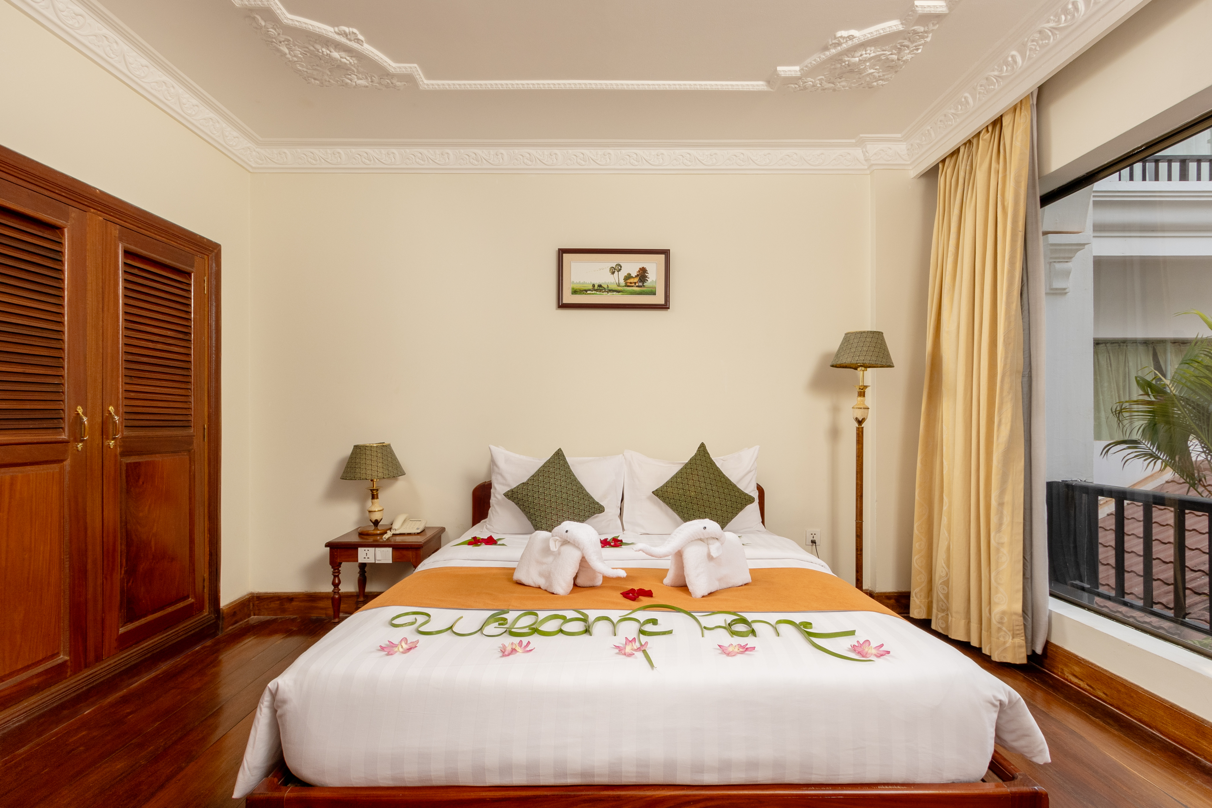 Double Deluxe Pool View