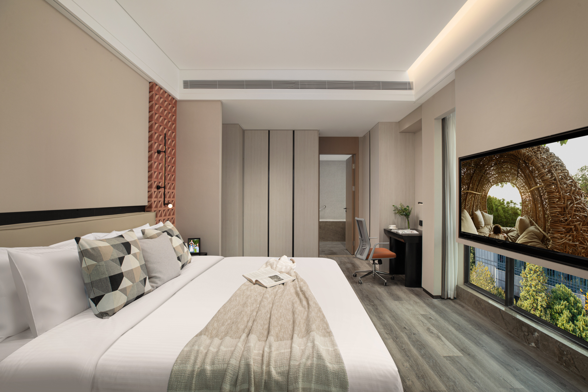 Double Executive Three Bedrooms