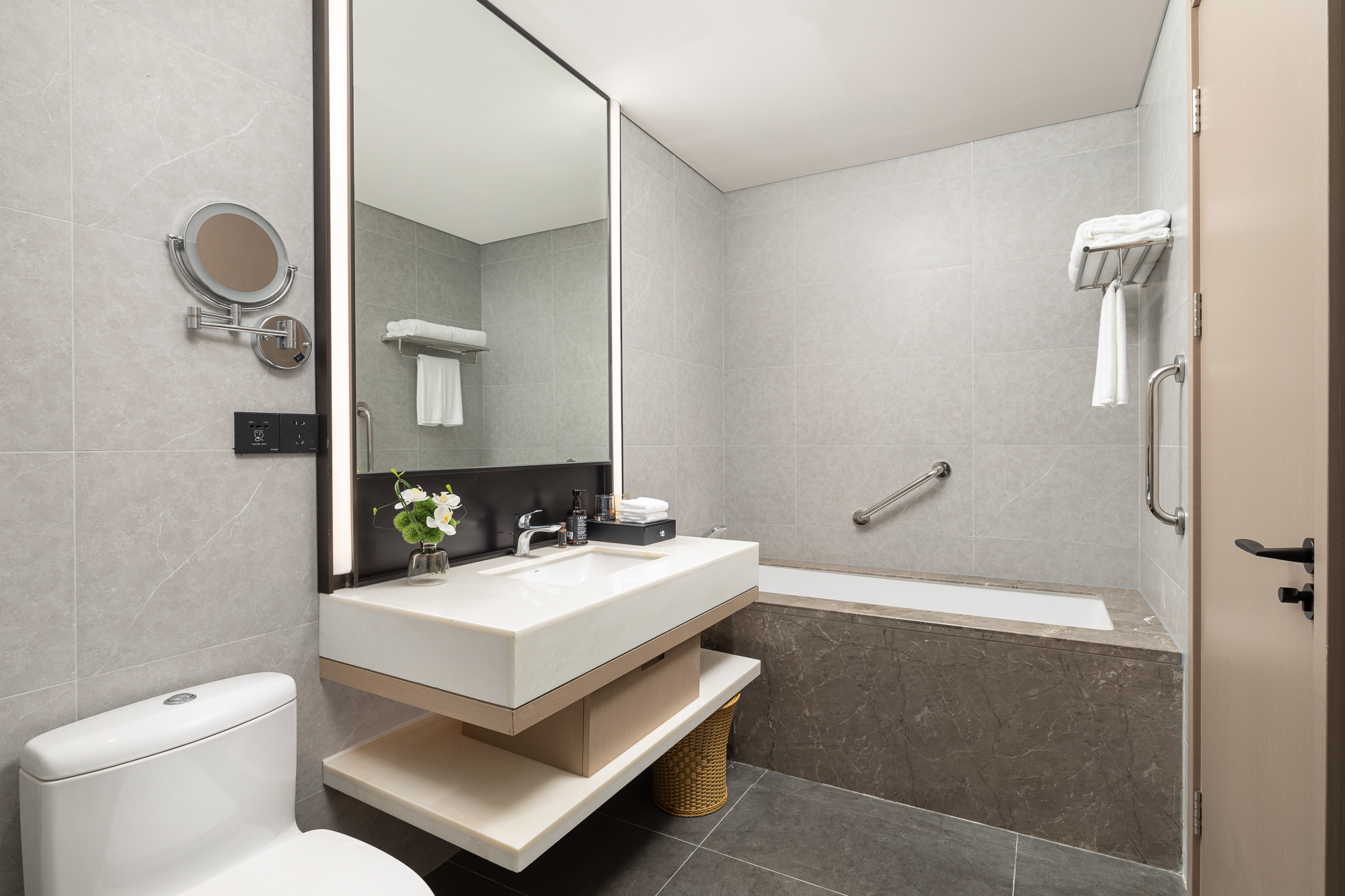 Double Deluxe Two Bedroom