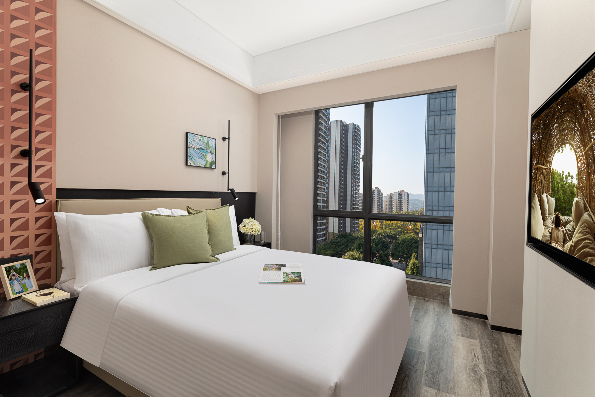 Double Executive Three Bedrooms