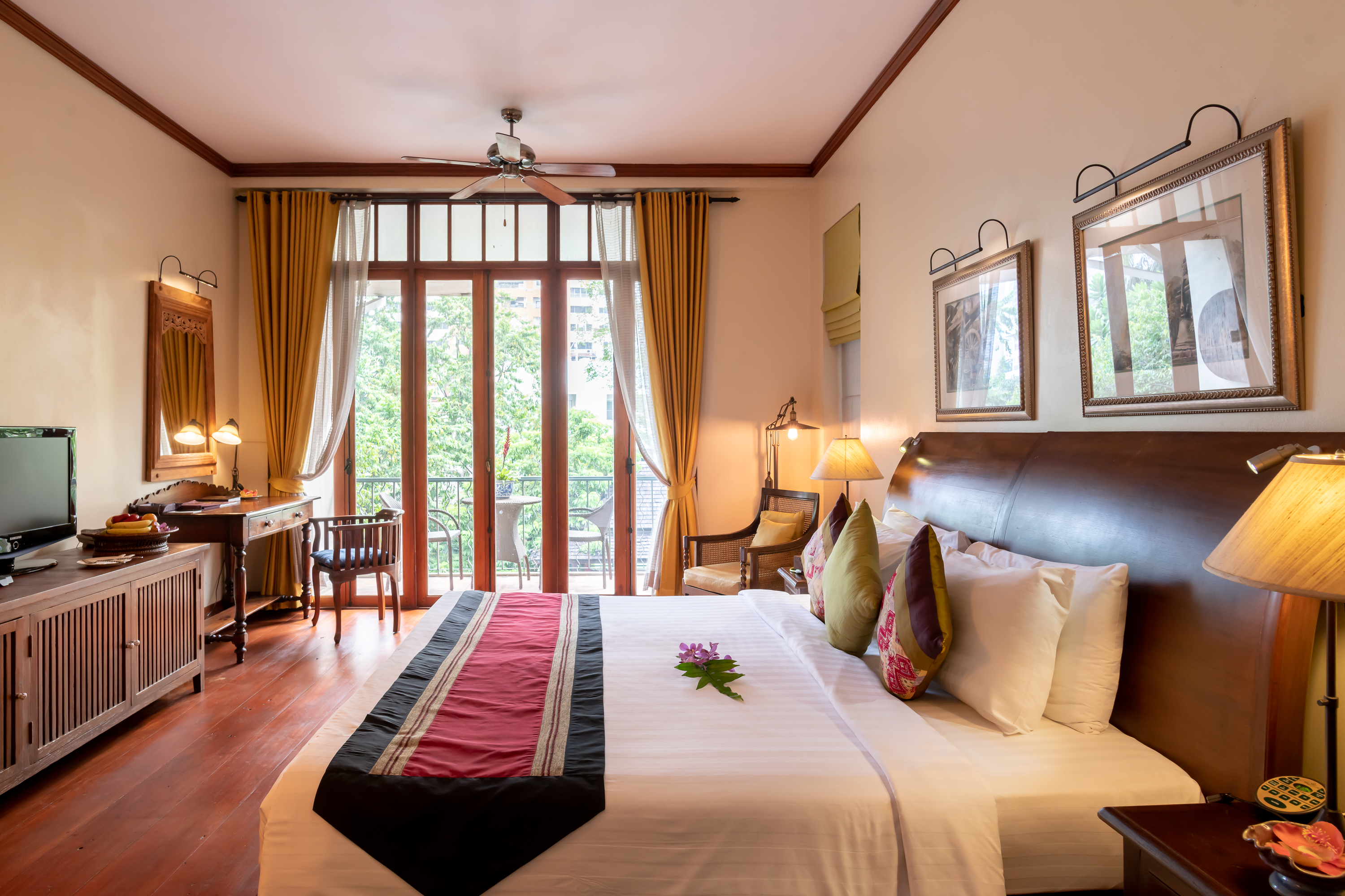 Double or Twin Deluxe