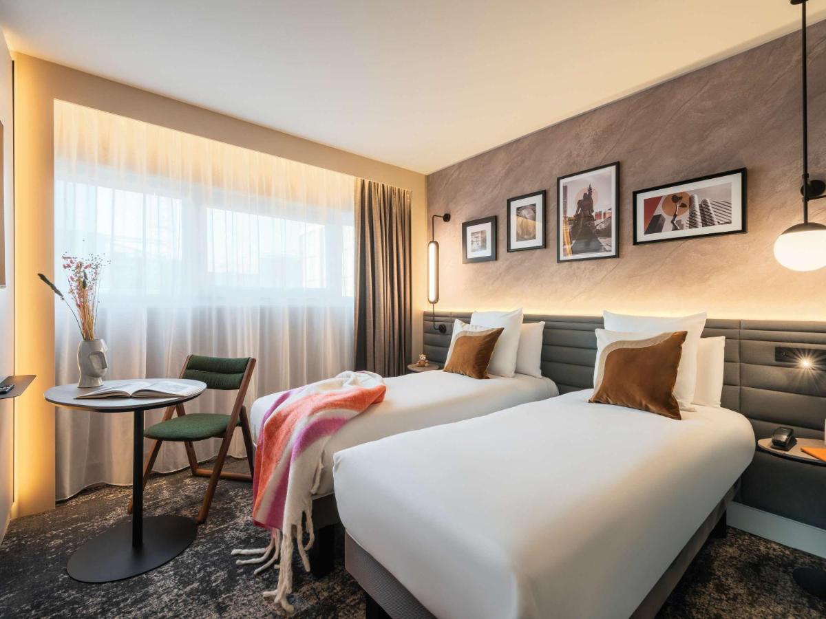 Suite Connecting Room