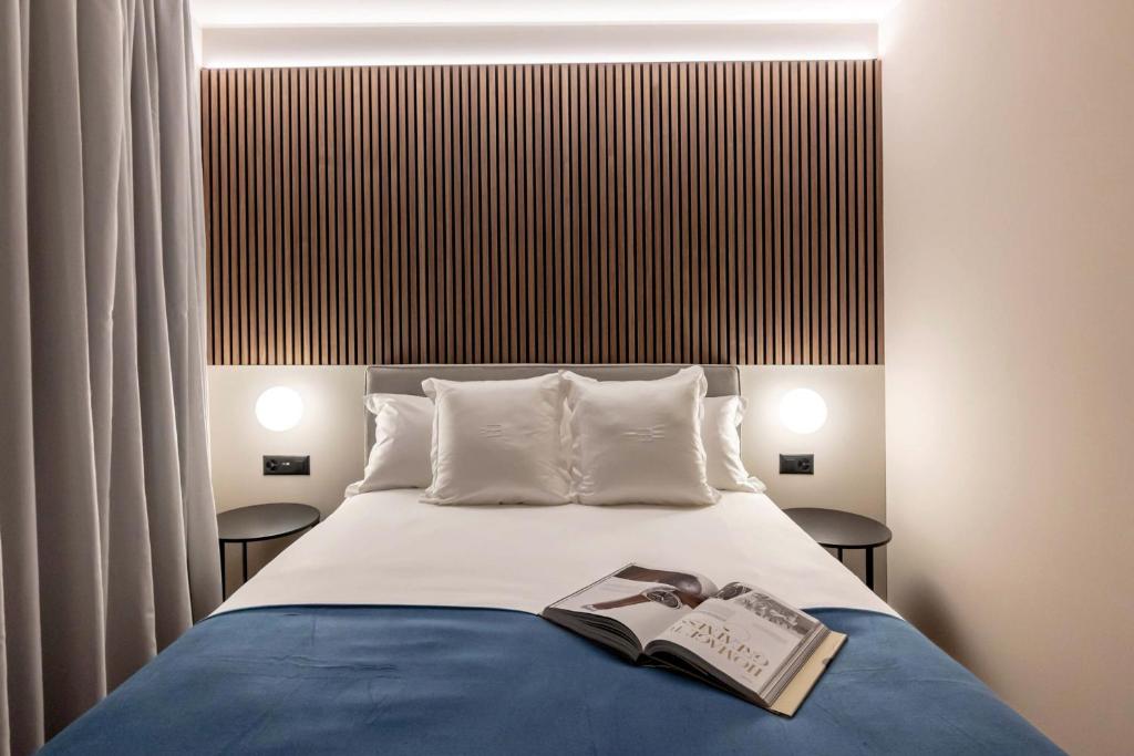 Double Single Business