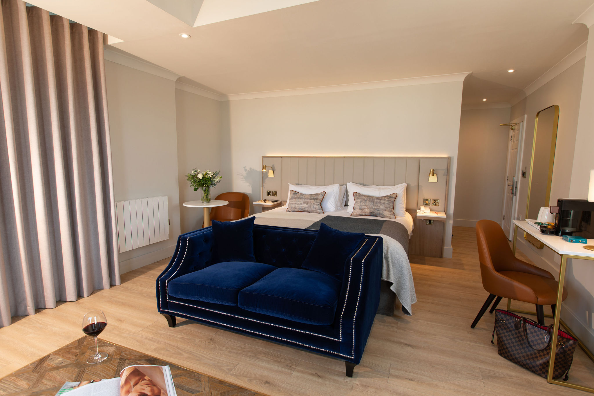 Suite Classic King Bed