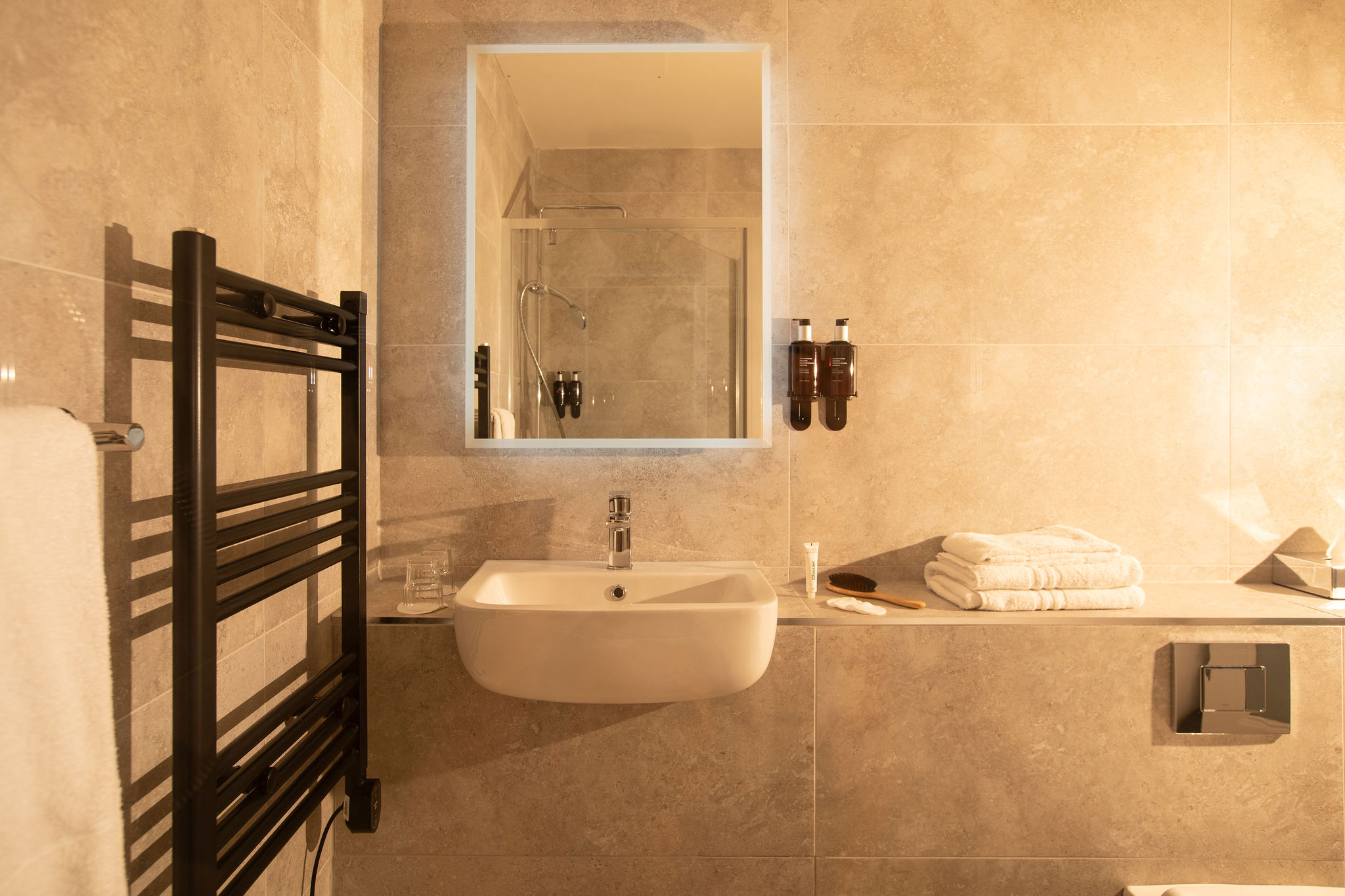 Suite Classic King Bed