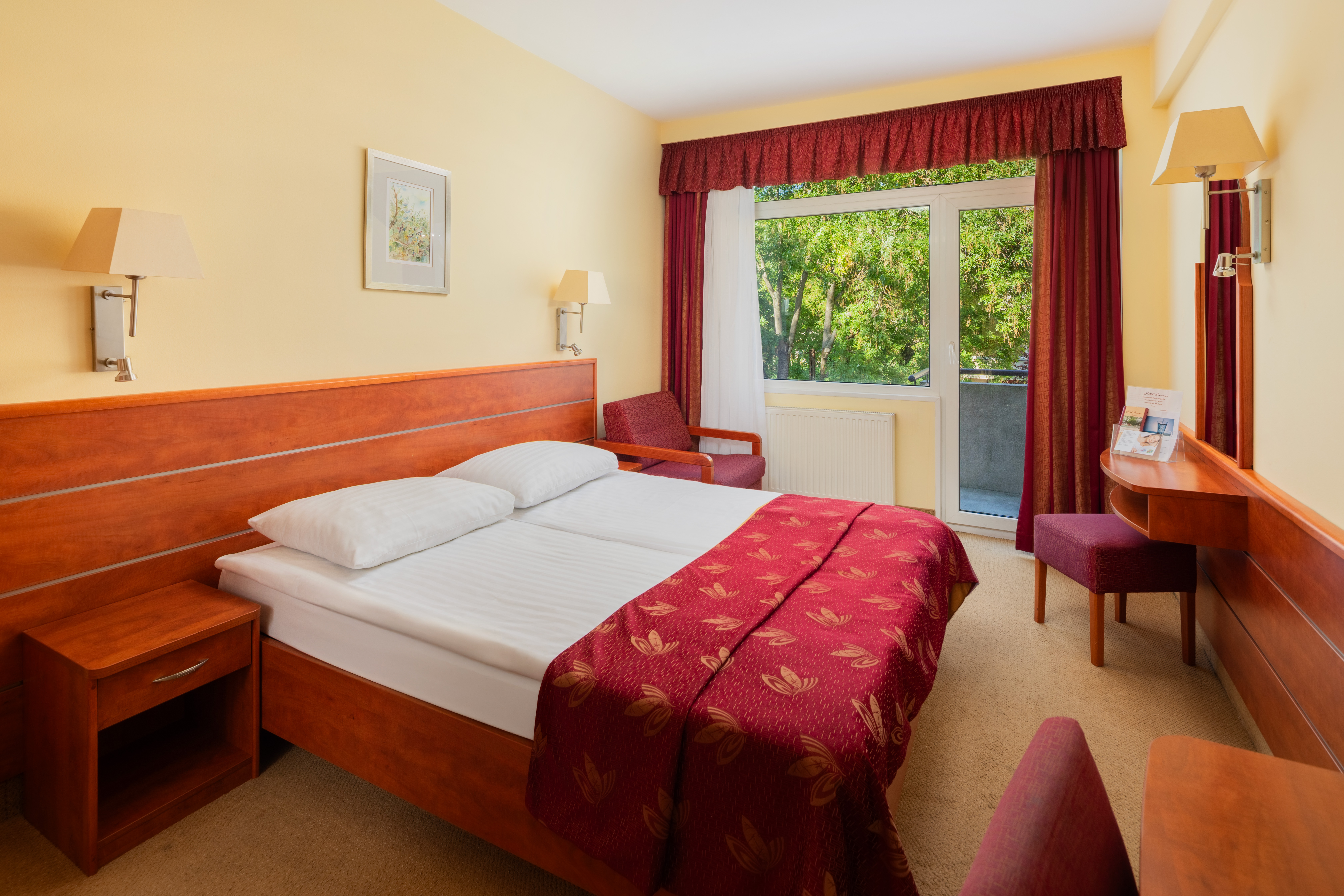 Double or Twin Superior