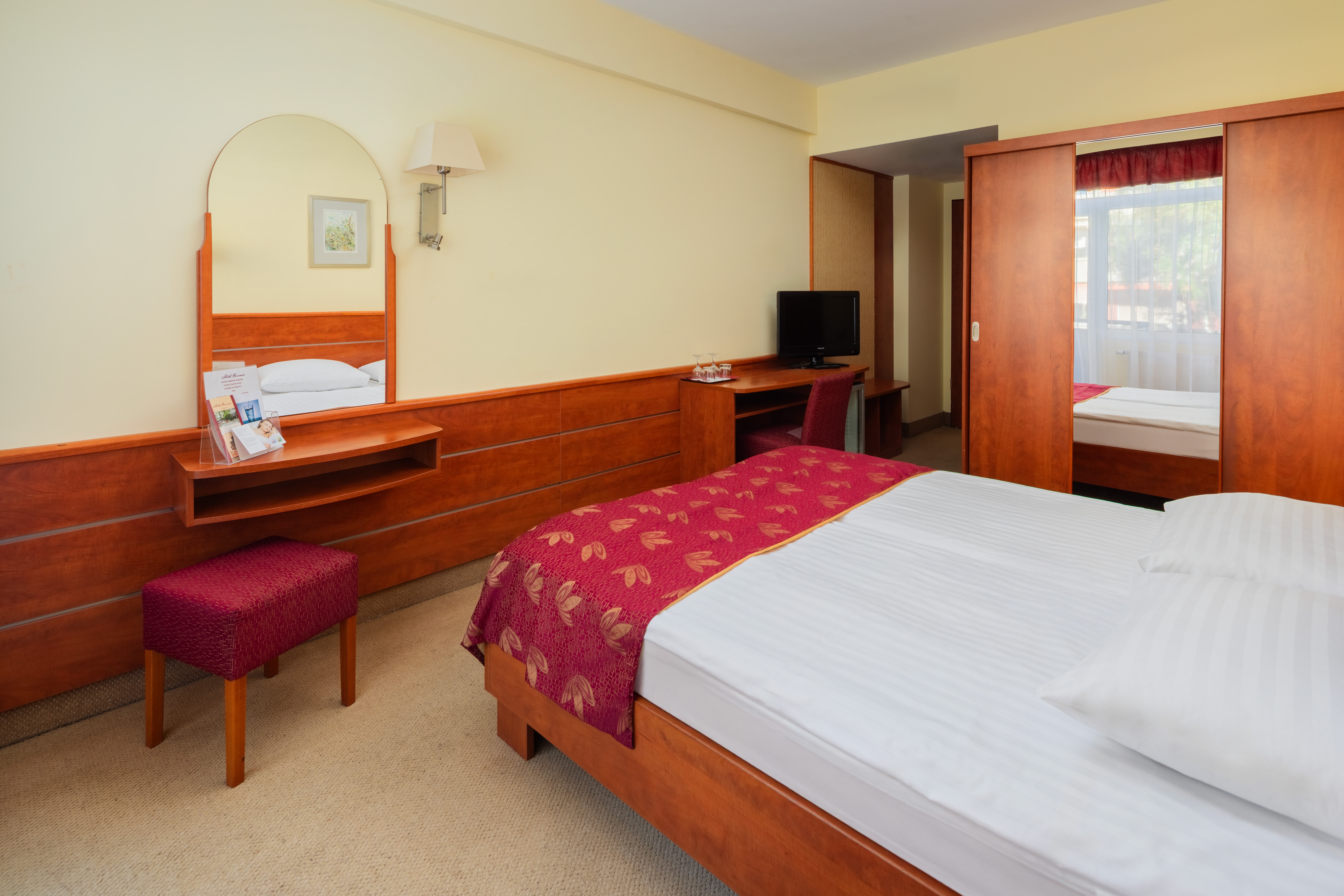 Double or Twin Superior