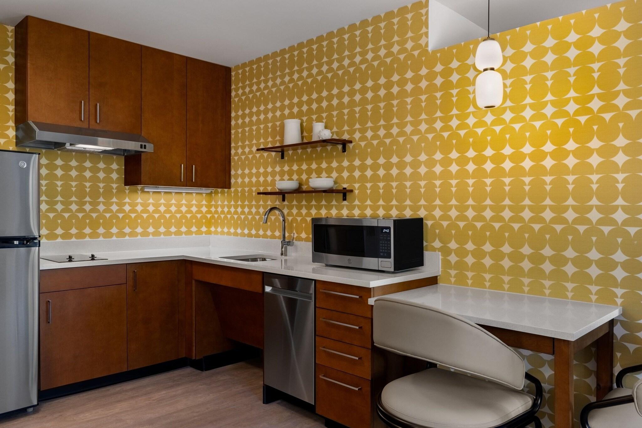 Studio King Size Bed