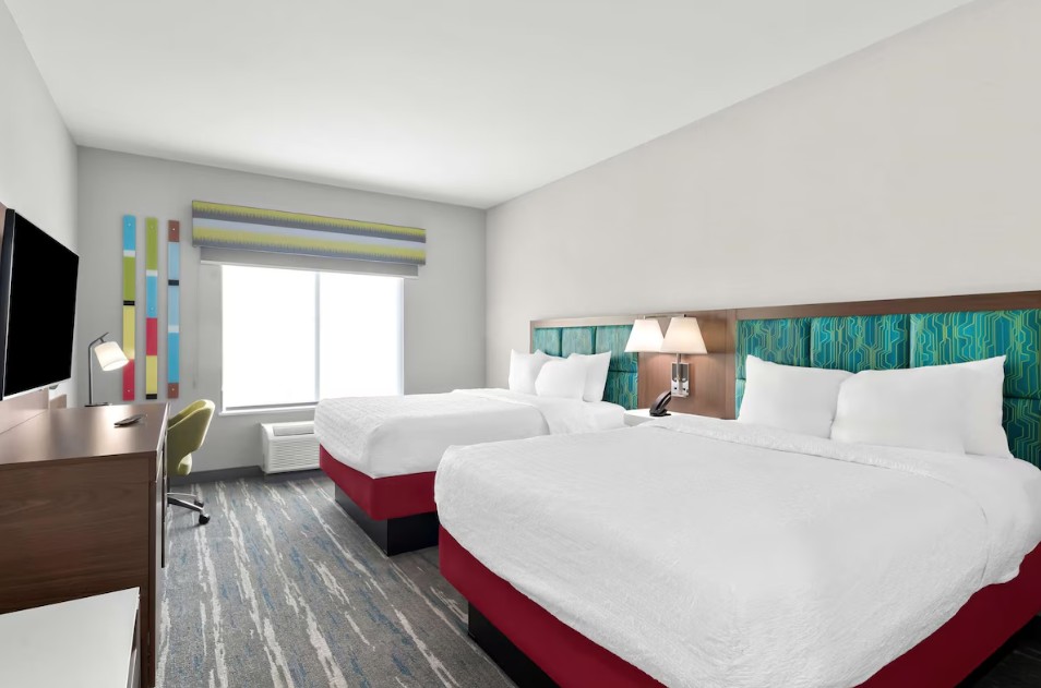 Twin Accessible-two Queen Beds