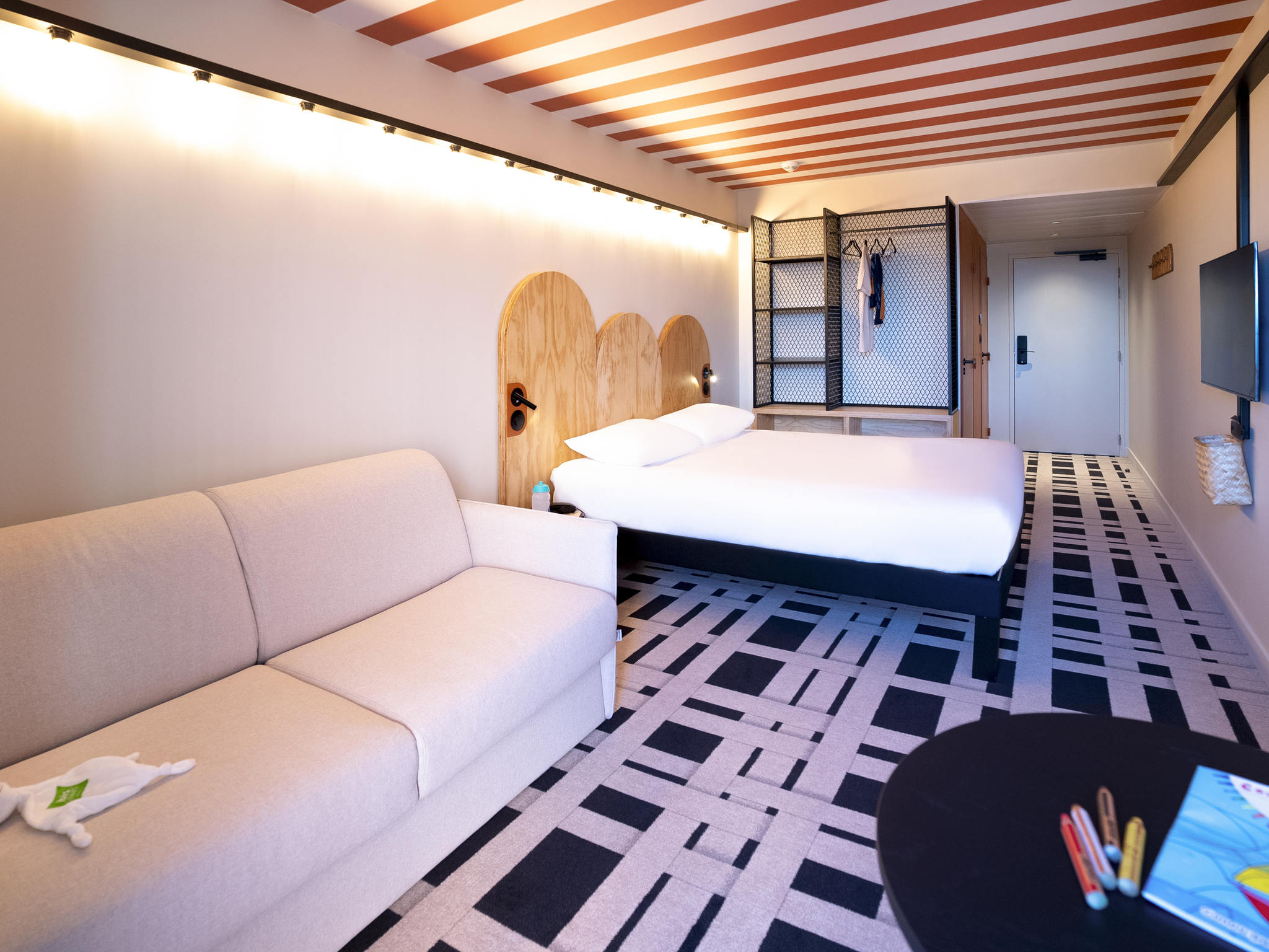 Family Room Standard