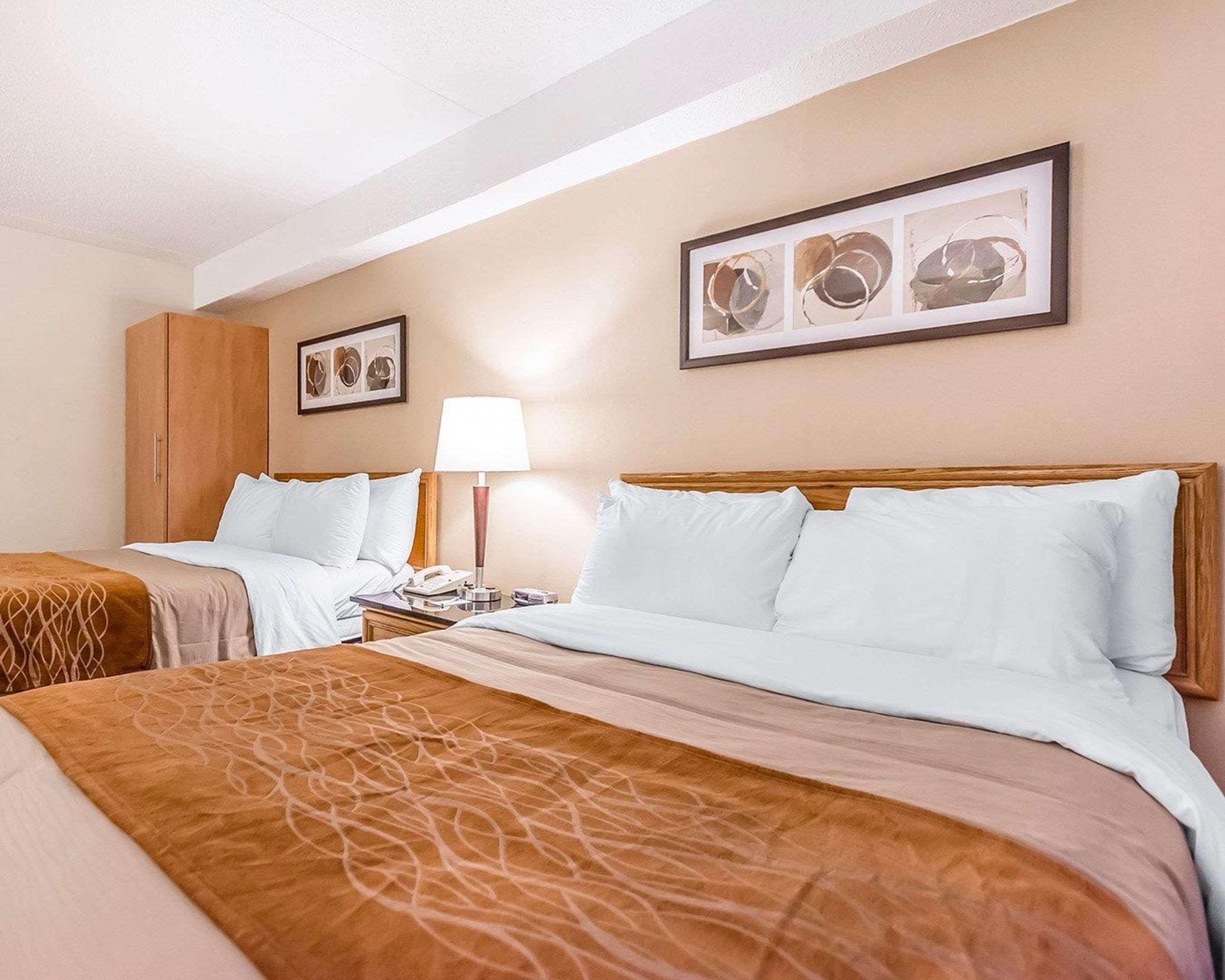 Double Two Queen Beds Non Smoking