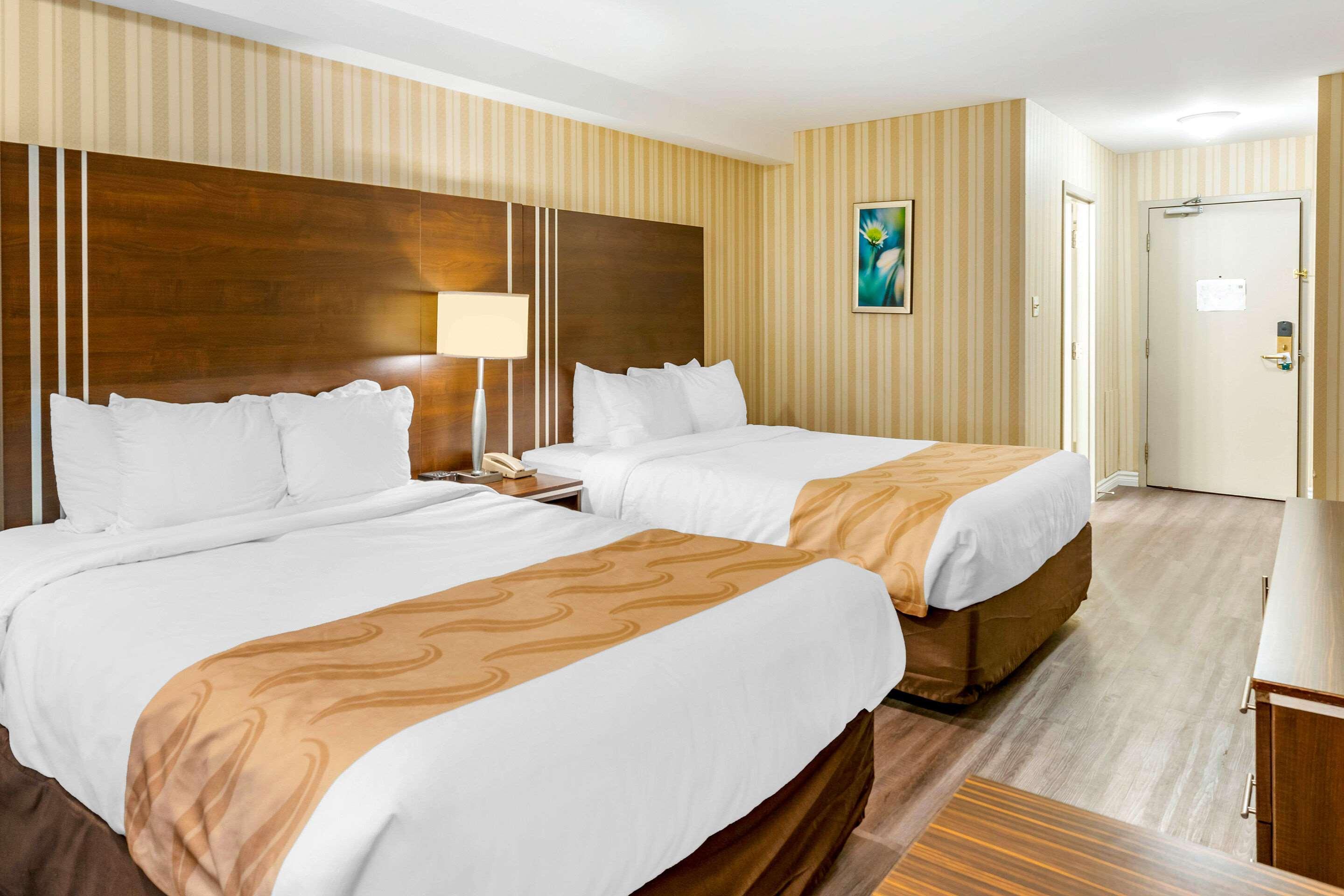 Double Two Queen Beds Non Smoking