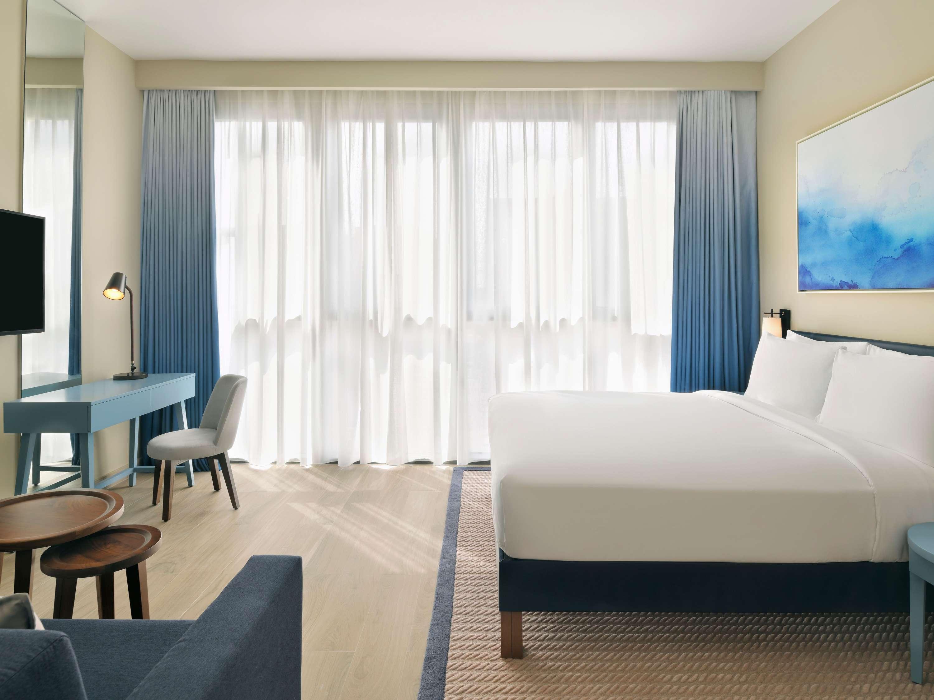 Double Classic King Bed