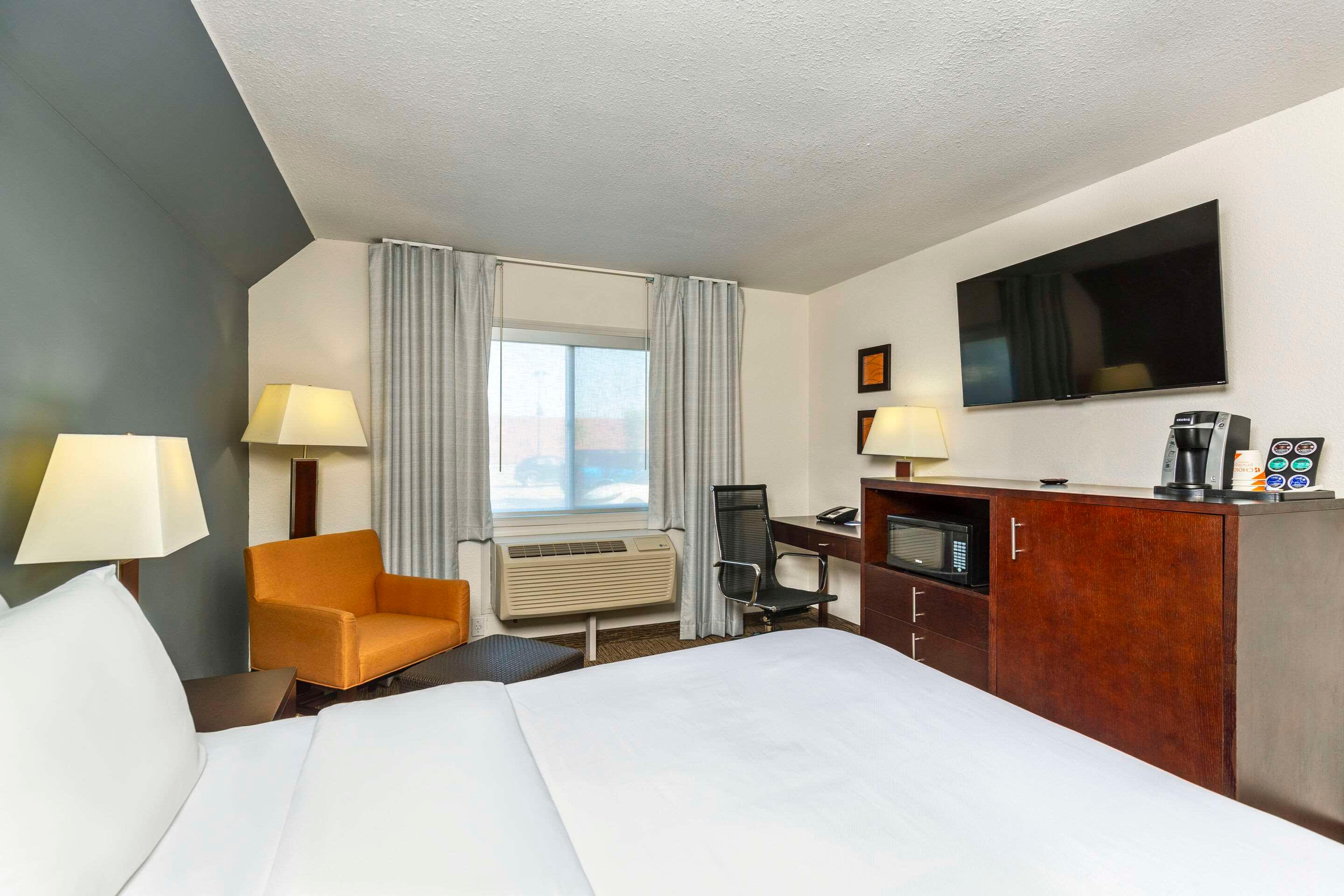 Double Queen Size Bed