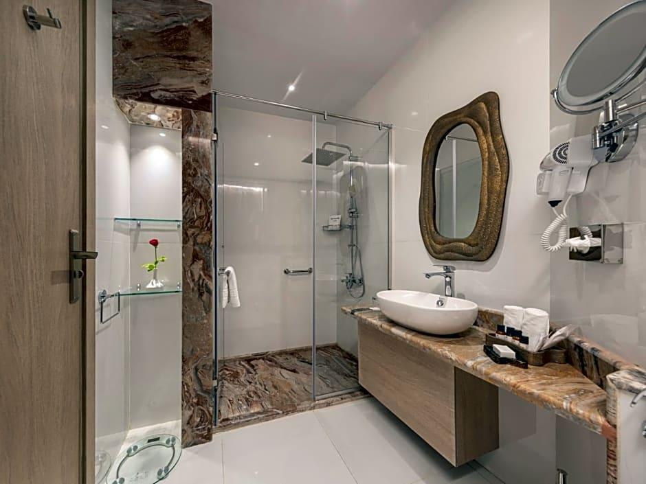 Double Premium with Views