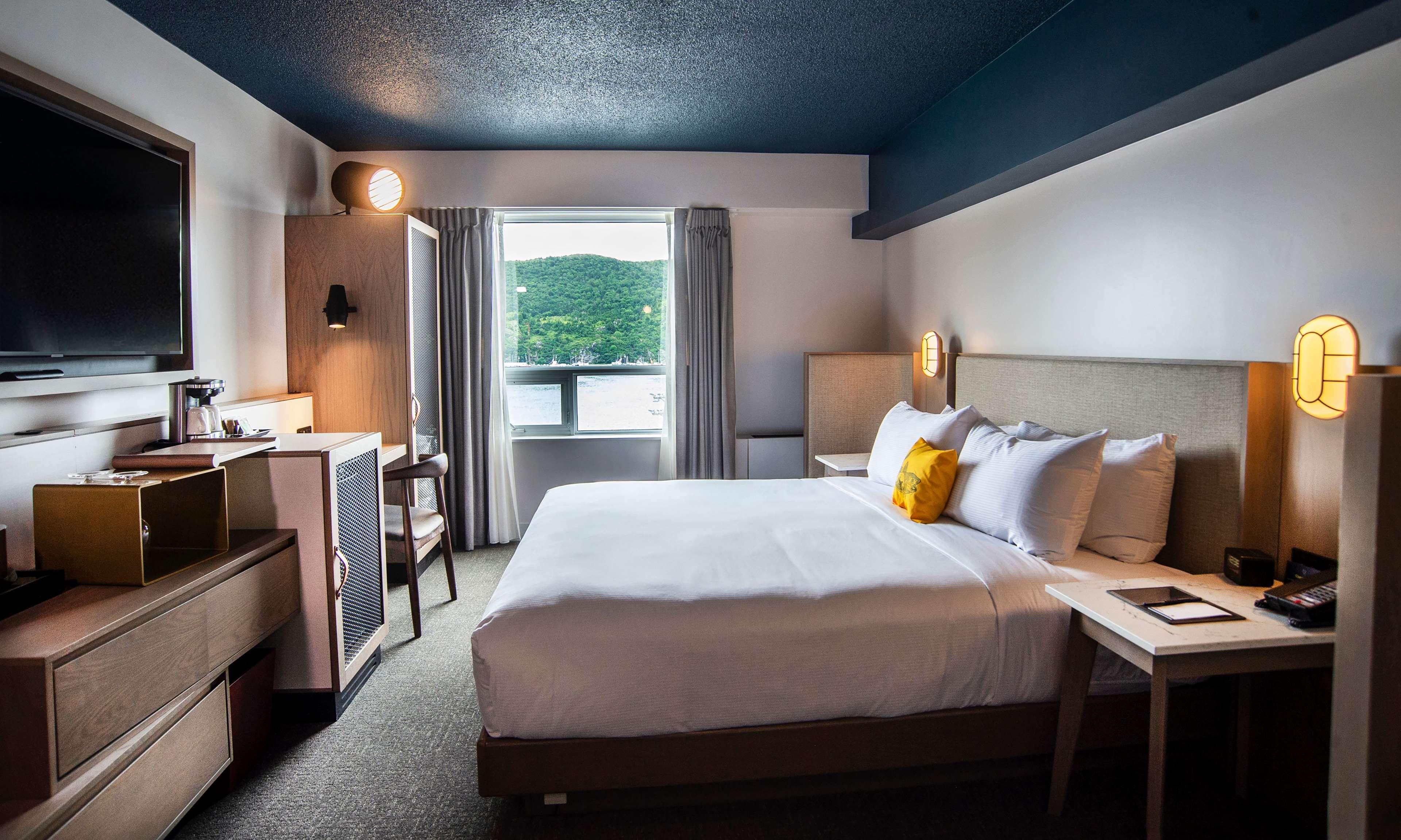 Double King Size Bed