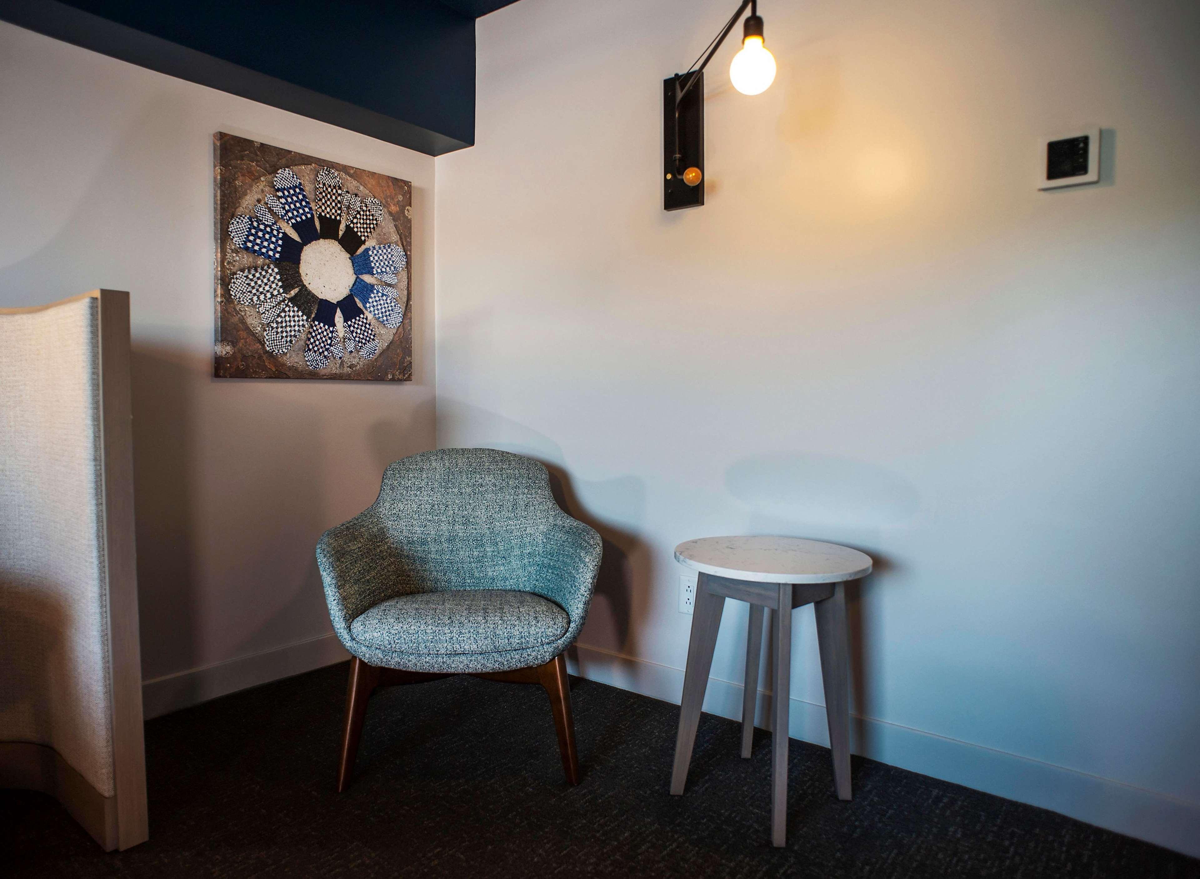 Double City View King Bed