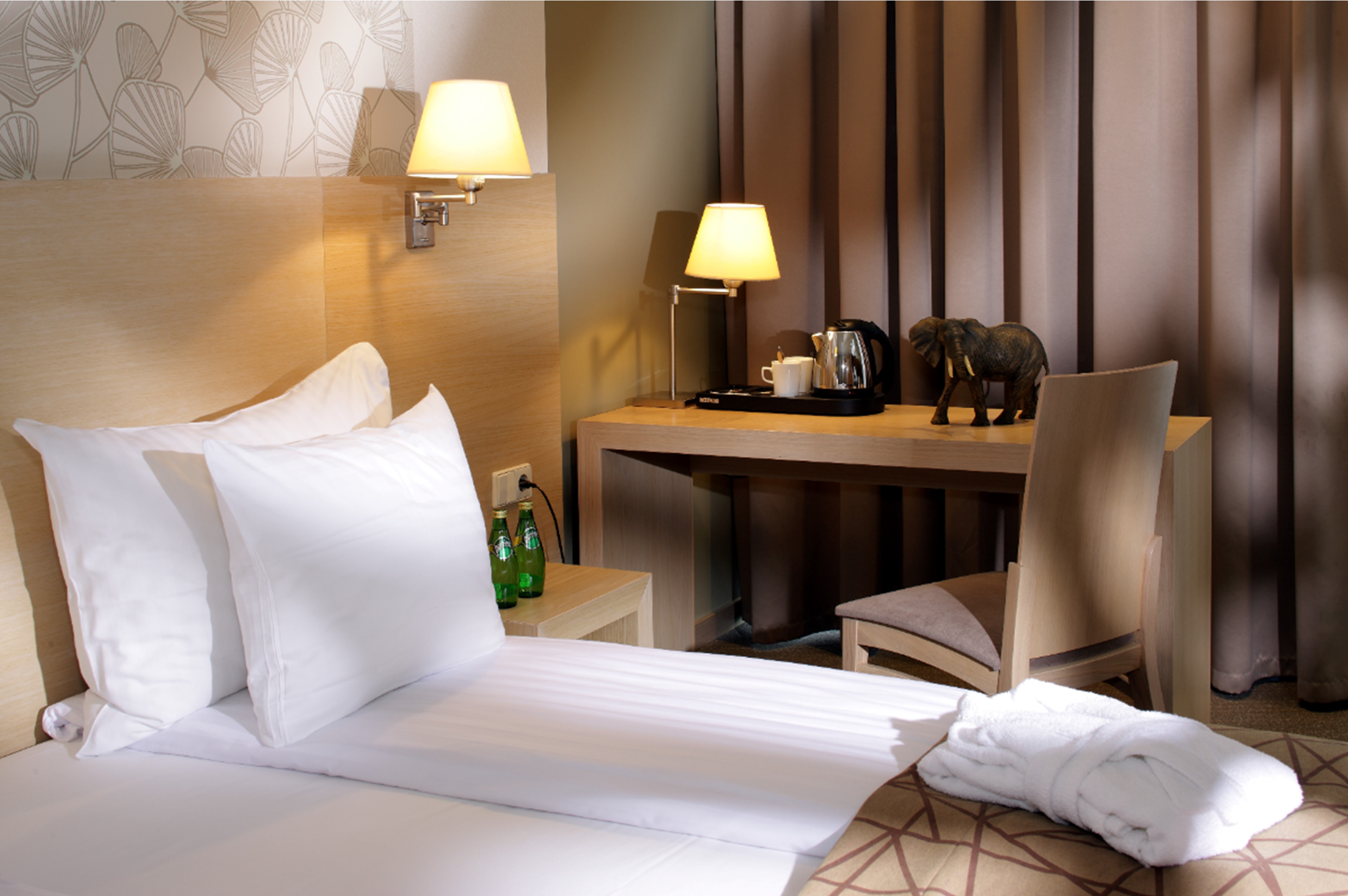 Double or Twin Standard