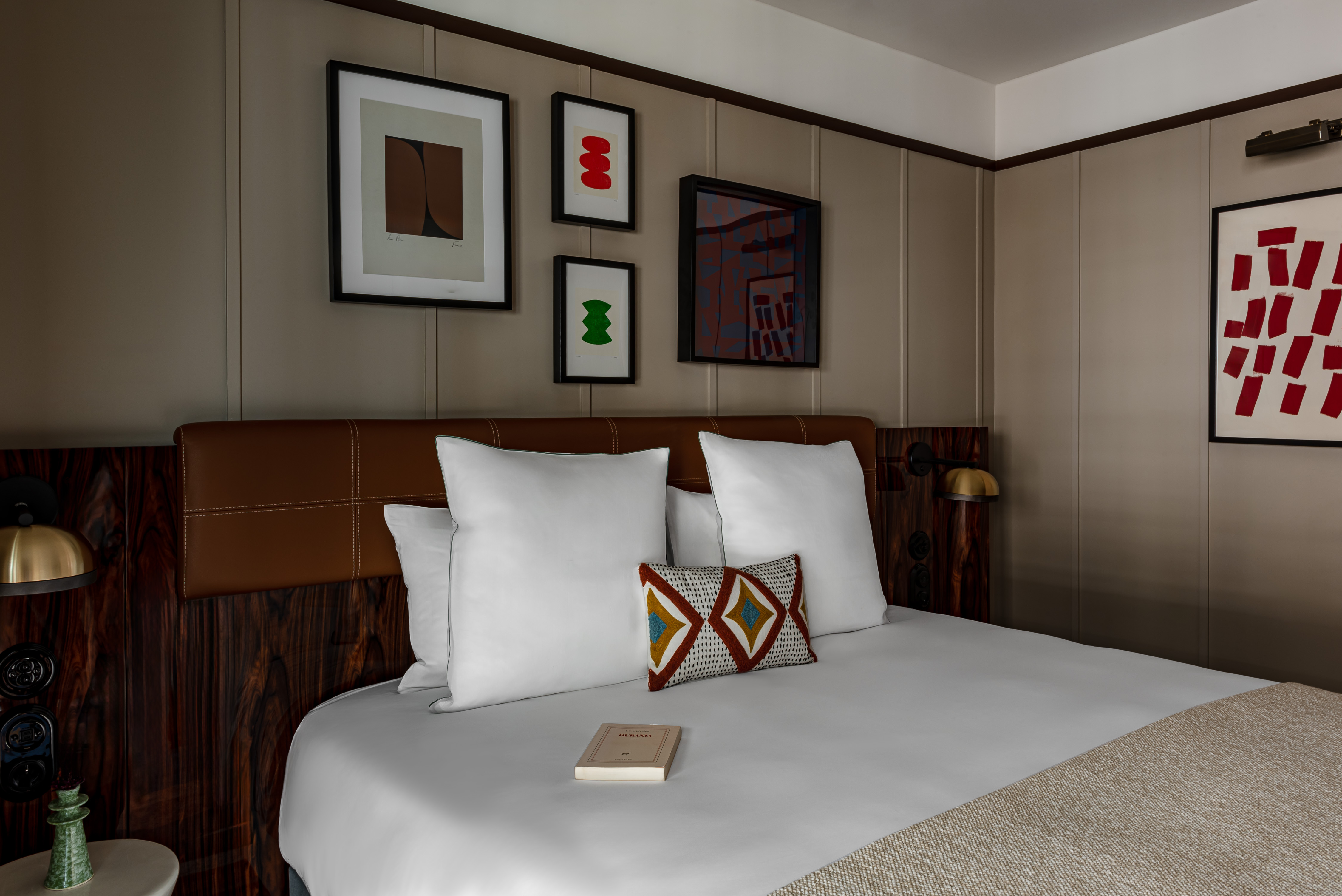 Double or Twin Standard