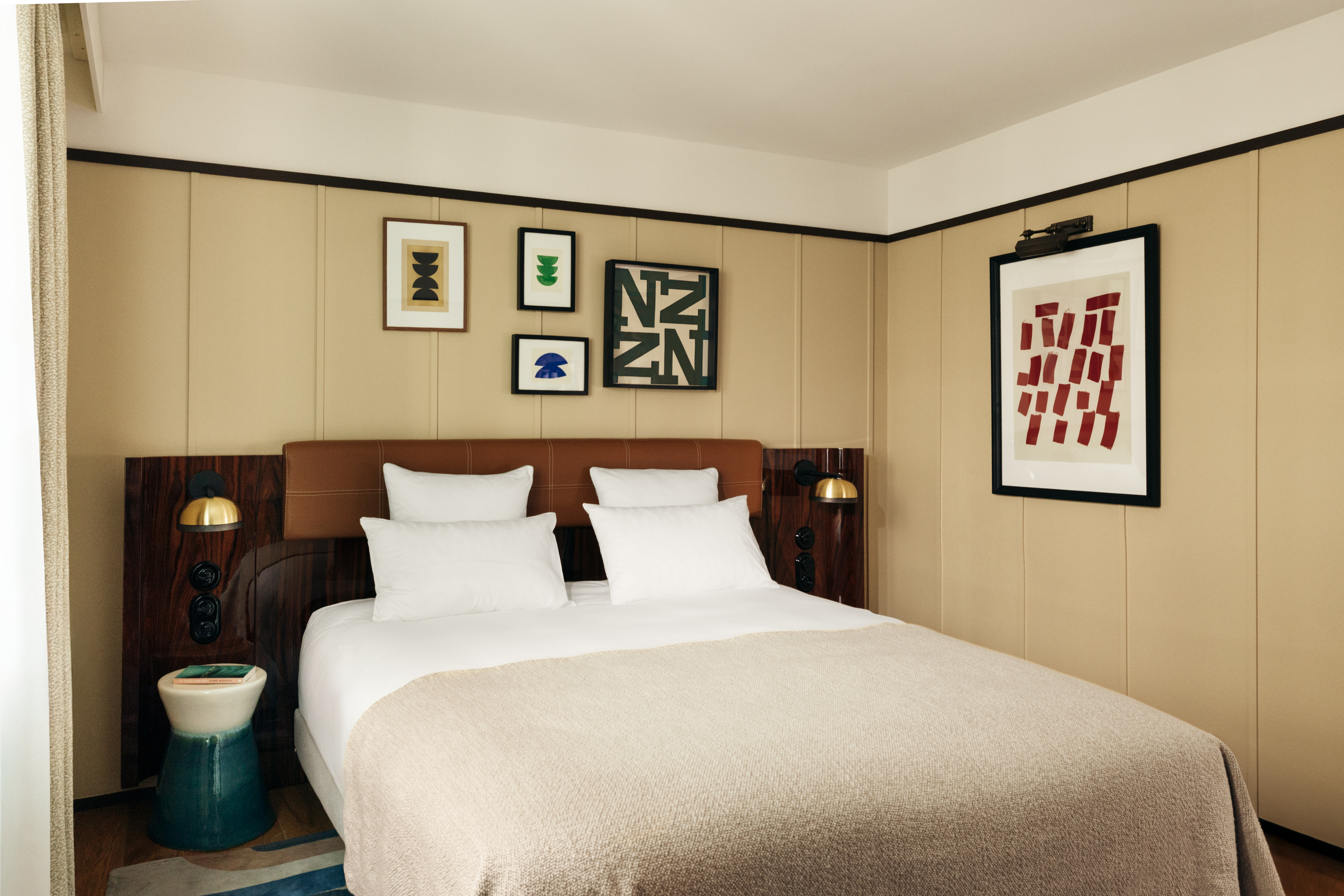 Double or Twin Standard