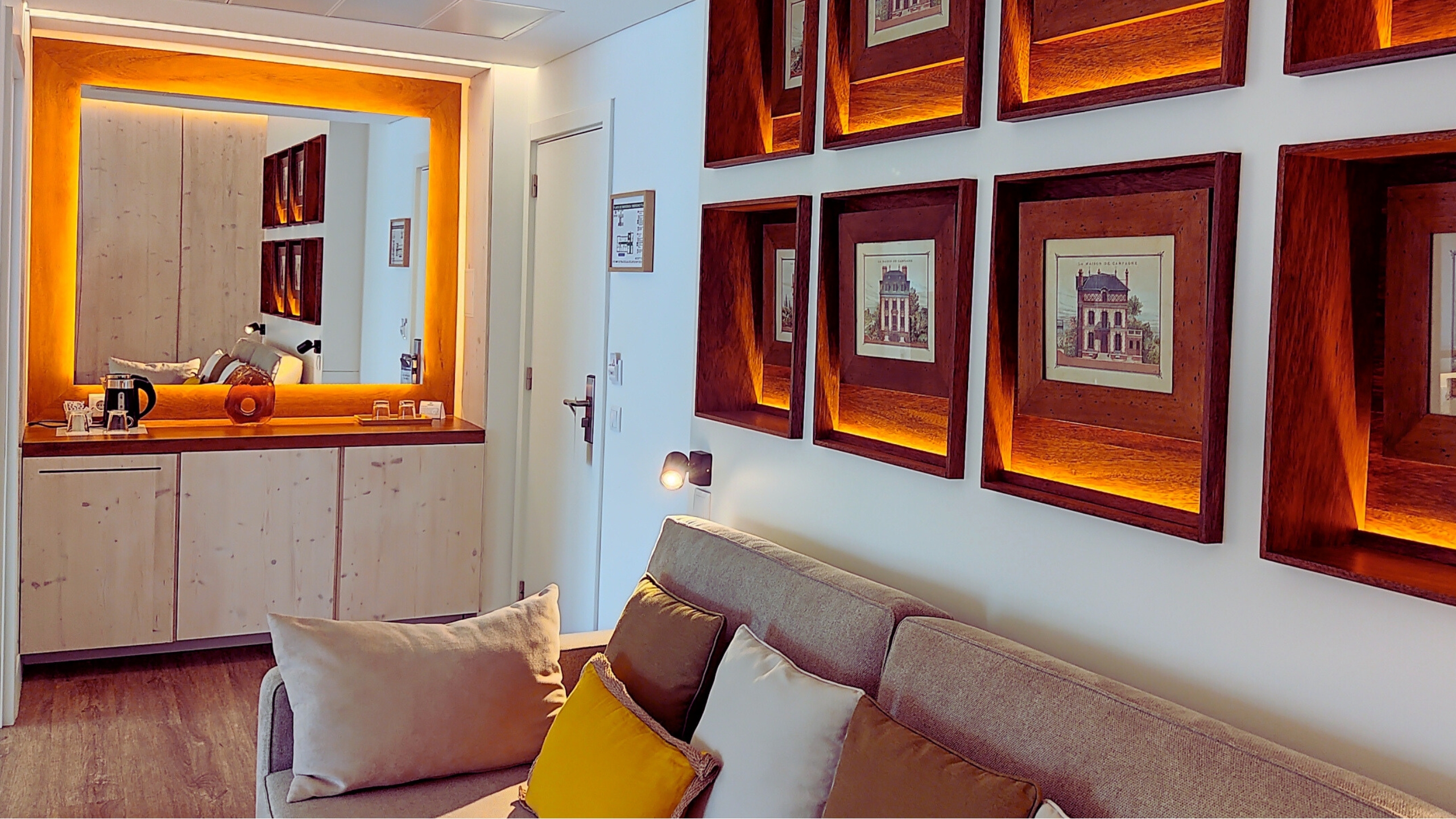 Double or Twin Deluxe