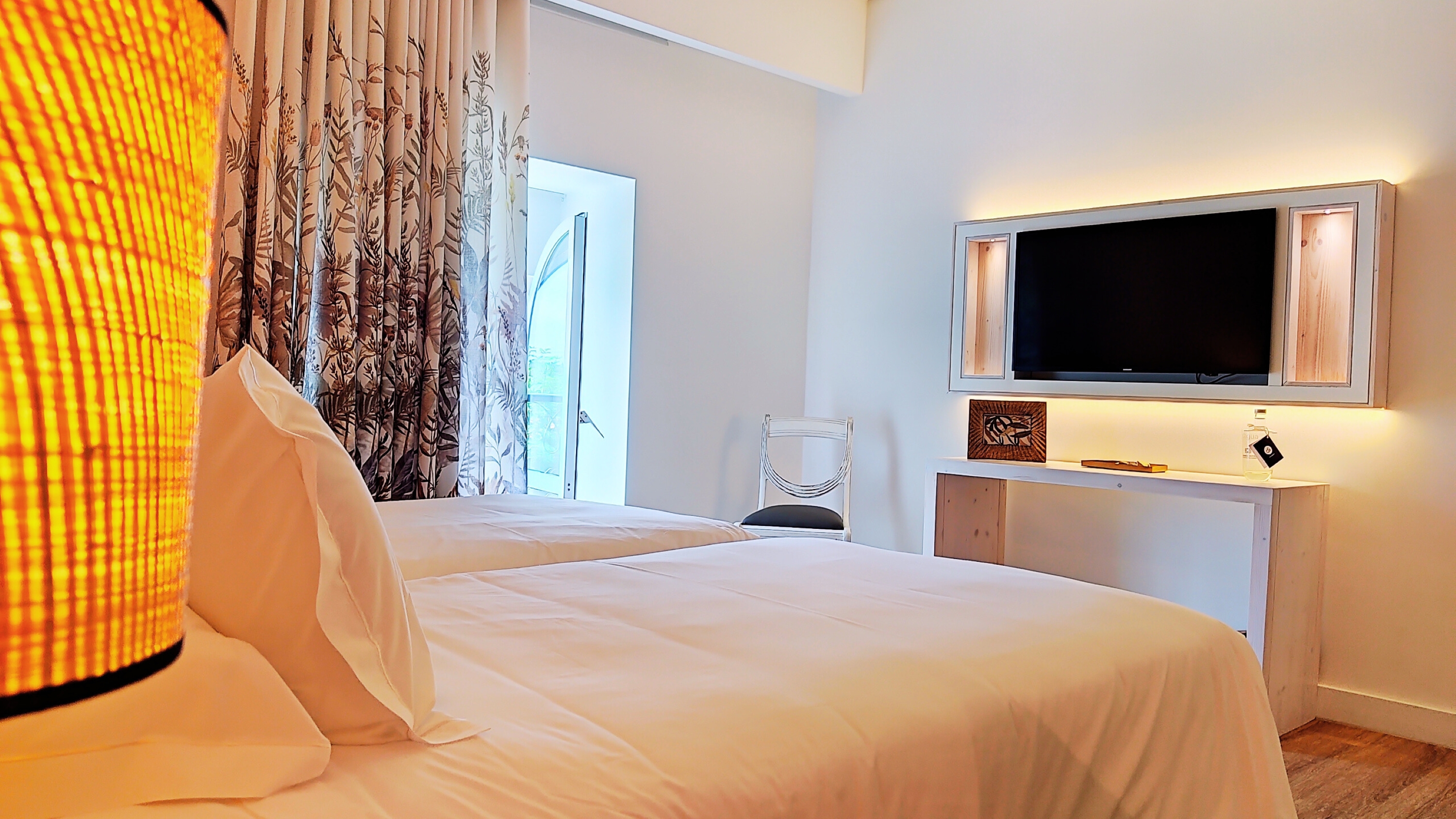 Double or Twin Deluxe