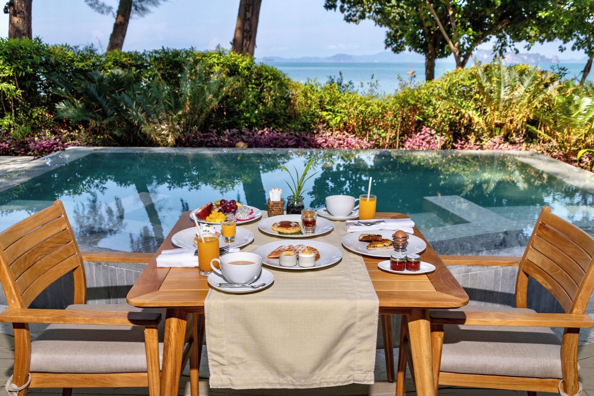 Villa Ocean View King Bed