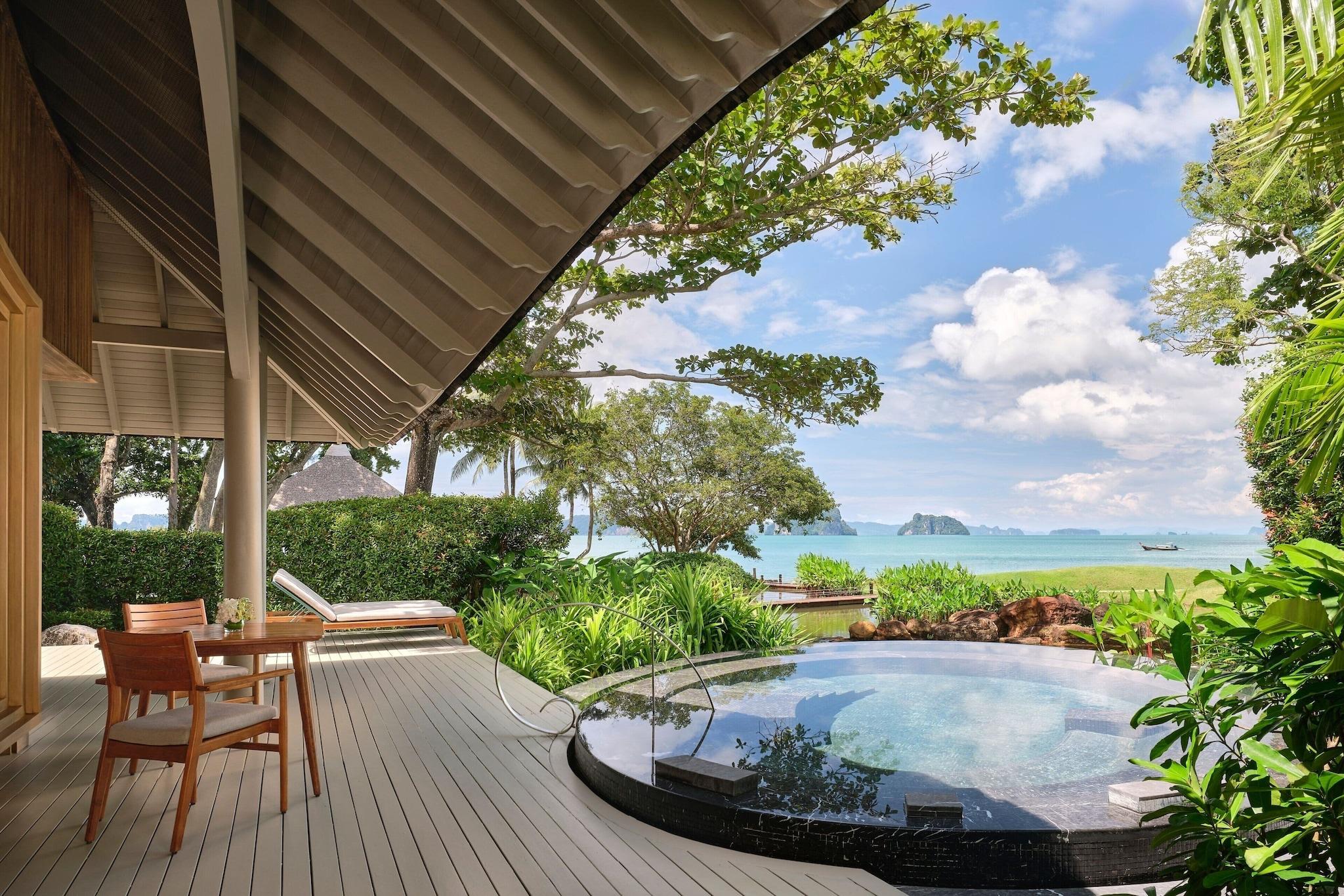 Villa Ocean View King Bed