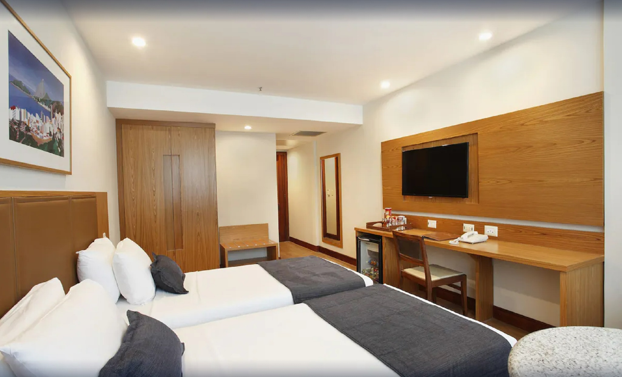 Twin Executive Superior