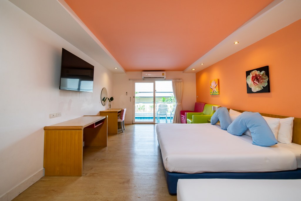 Double or Twin Deluxe Pool View