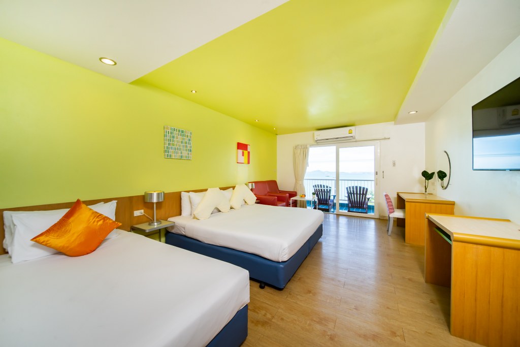 Double or Twin Deluxe Sea View