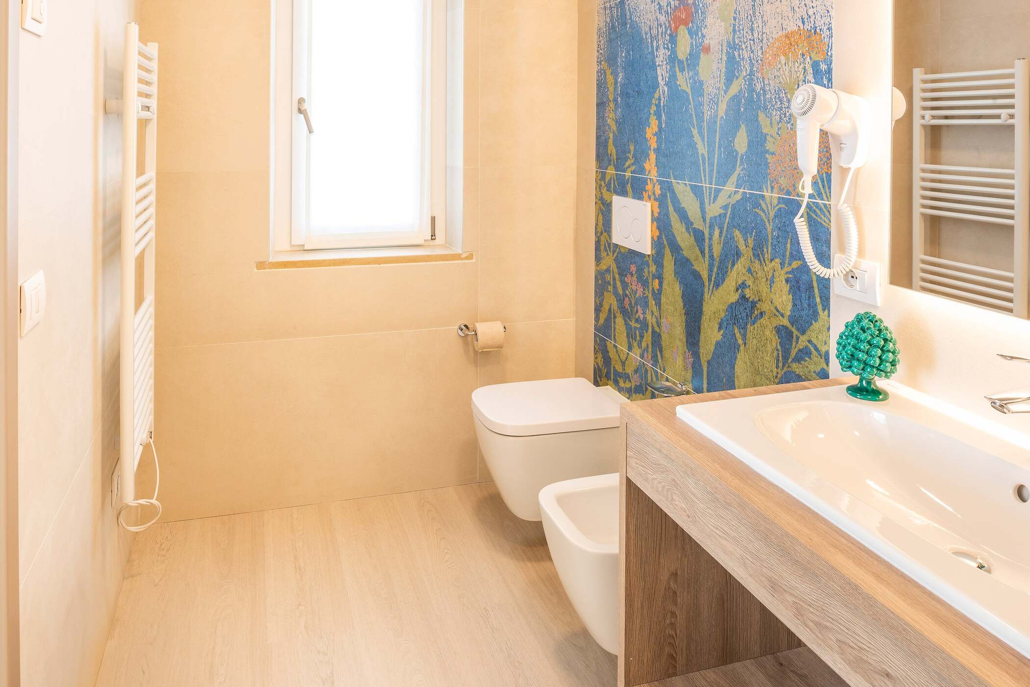 Apartment Two Bedrooms Two Bathrooms